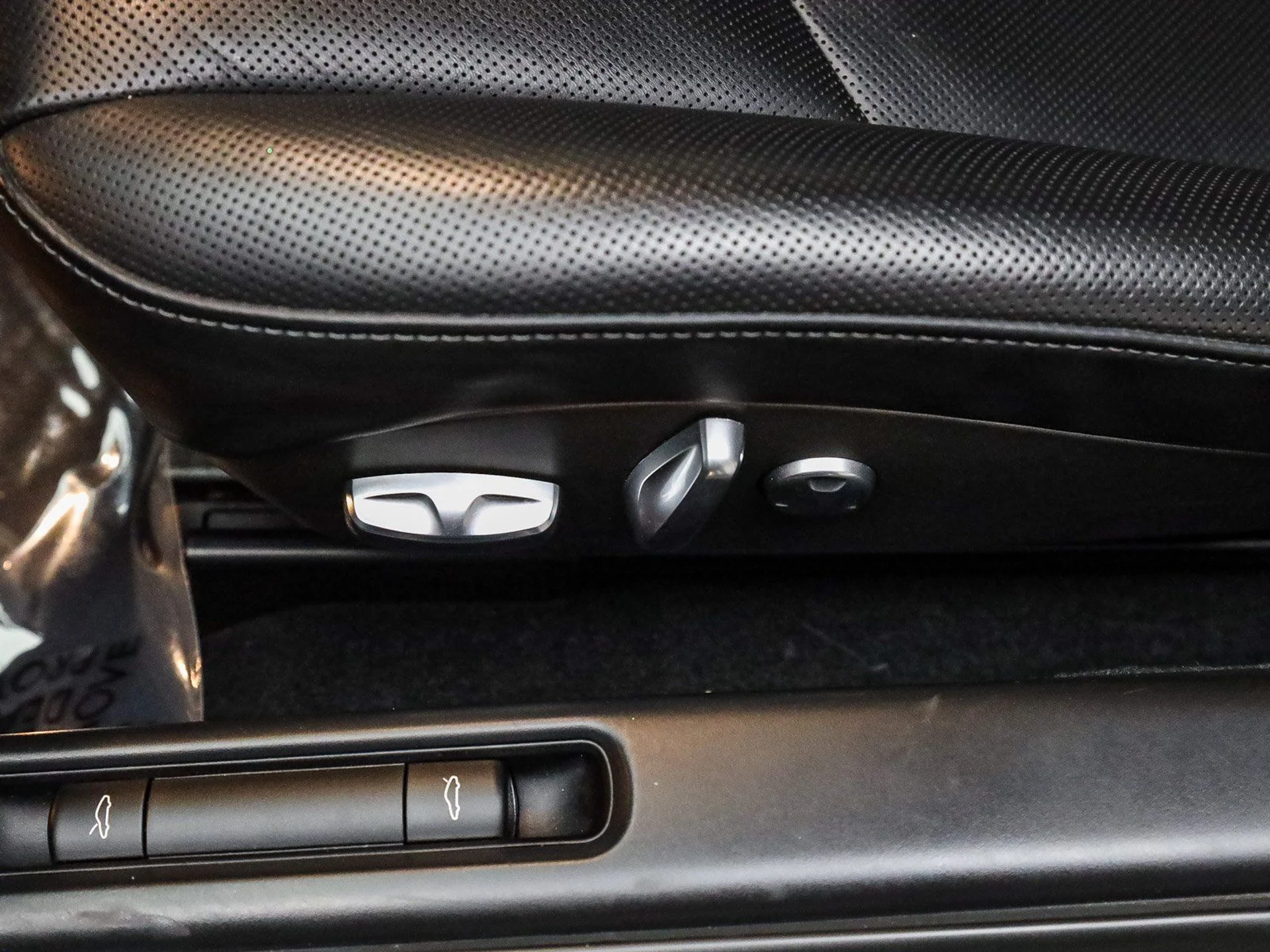 mph021_2027891174_5231b21d32dab1cc426f268be1ace4aex_cd55308da0