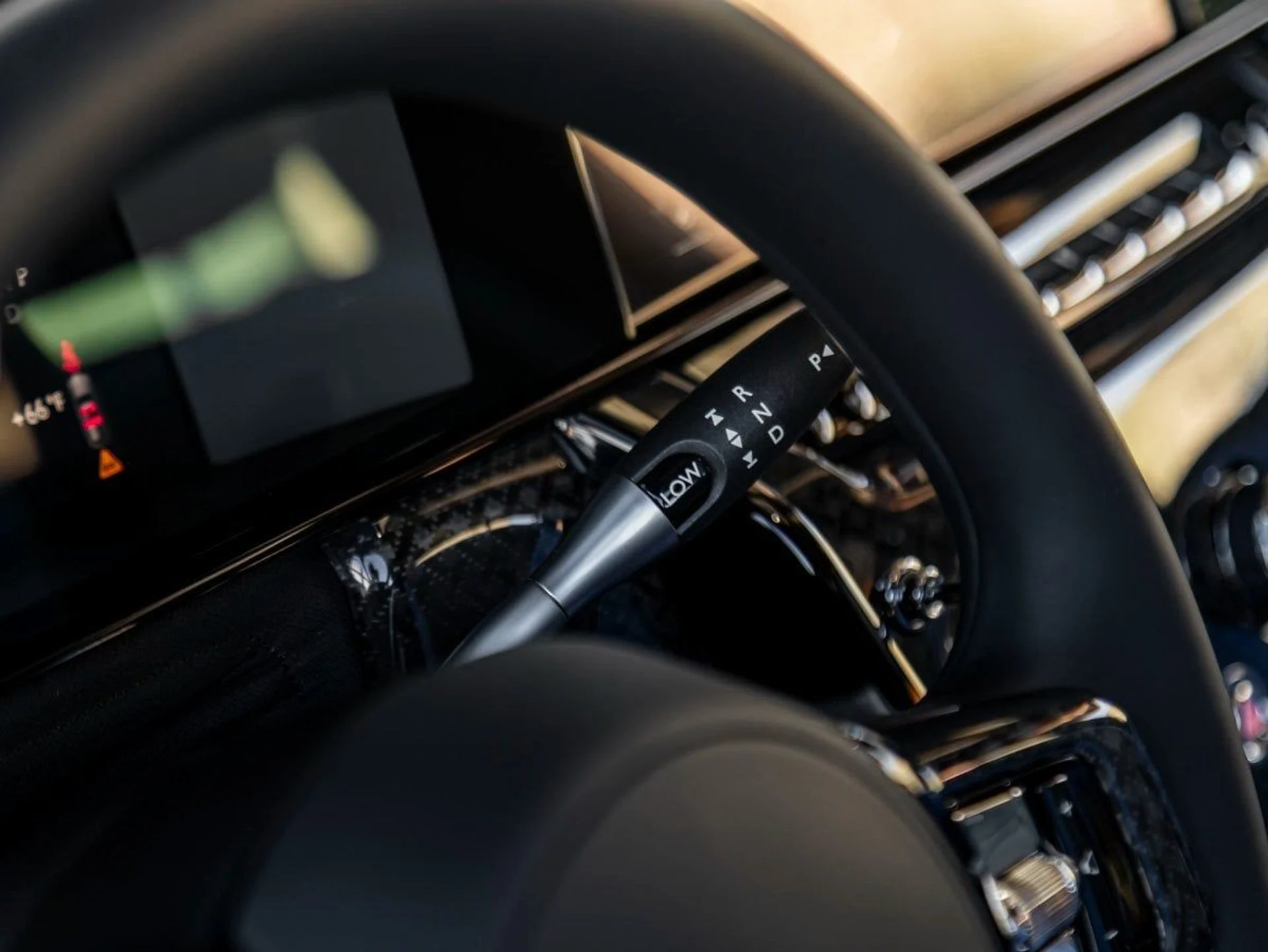 mph021_2031510783_22_1fe23693ef