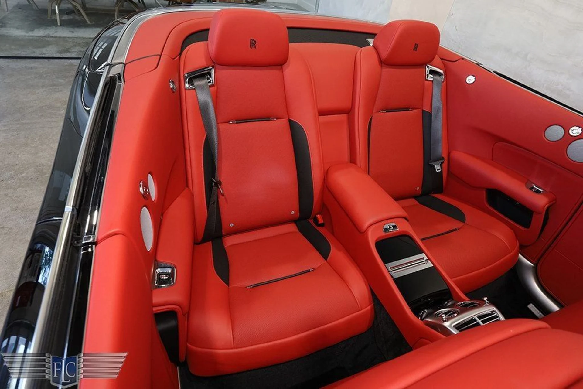 mph021_2032985326_used_2021_rolls_royce_dawn_convertible_9689_22905952_22_1024_71c5b5af08