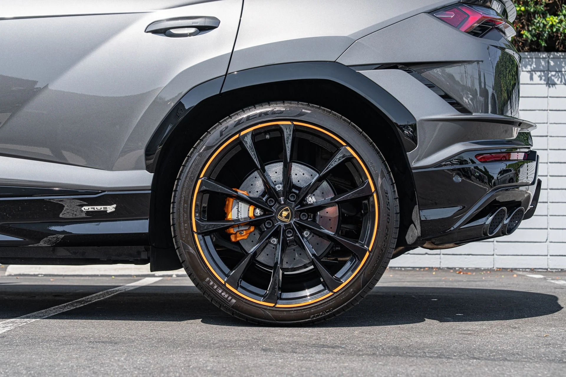 mph021_204110490_Used_2024_Lamborghini_Urus_S_1755026176_920c40aeee