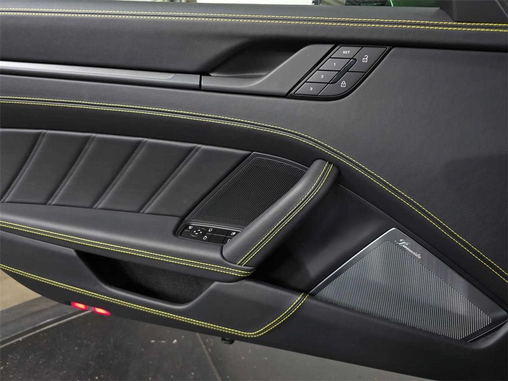 mph021_2048794982_aaab69bca0d6b6e610a9866ae237931e_f555ebb7fe