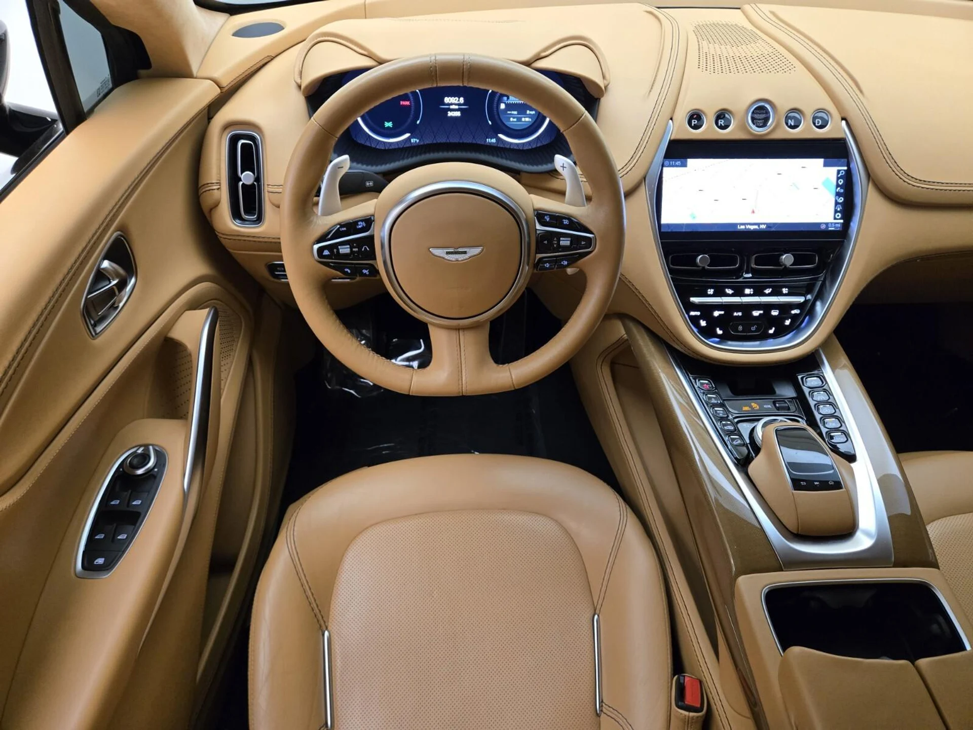 mph021_2050560170_Used_2021_Aston_Martin_DBX_1753164226_963b7c67ee