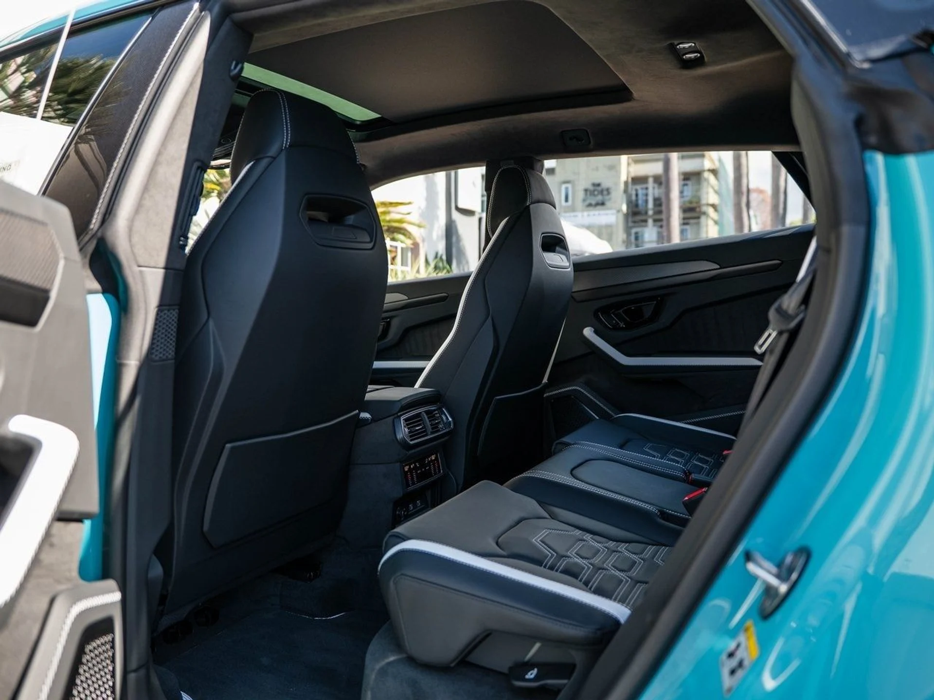 mph021_2058904120_9077032d7b0ad0f48b5a4446d7133d7fx_fc3fa0da11