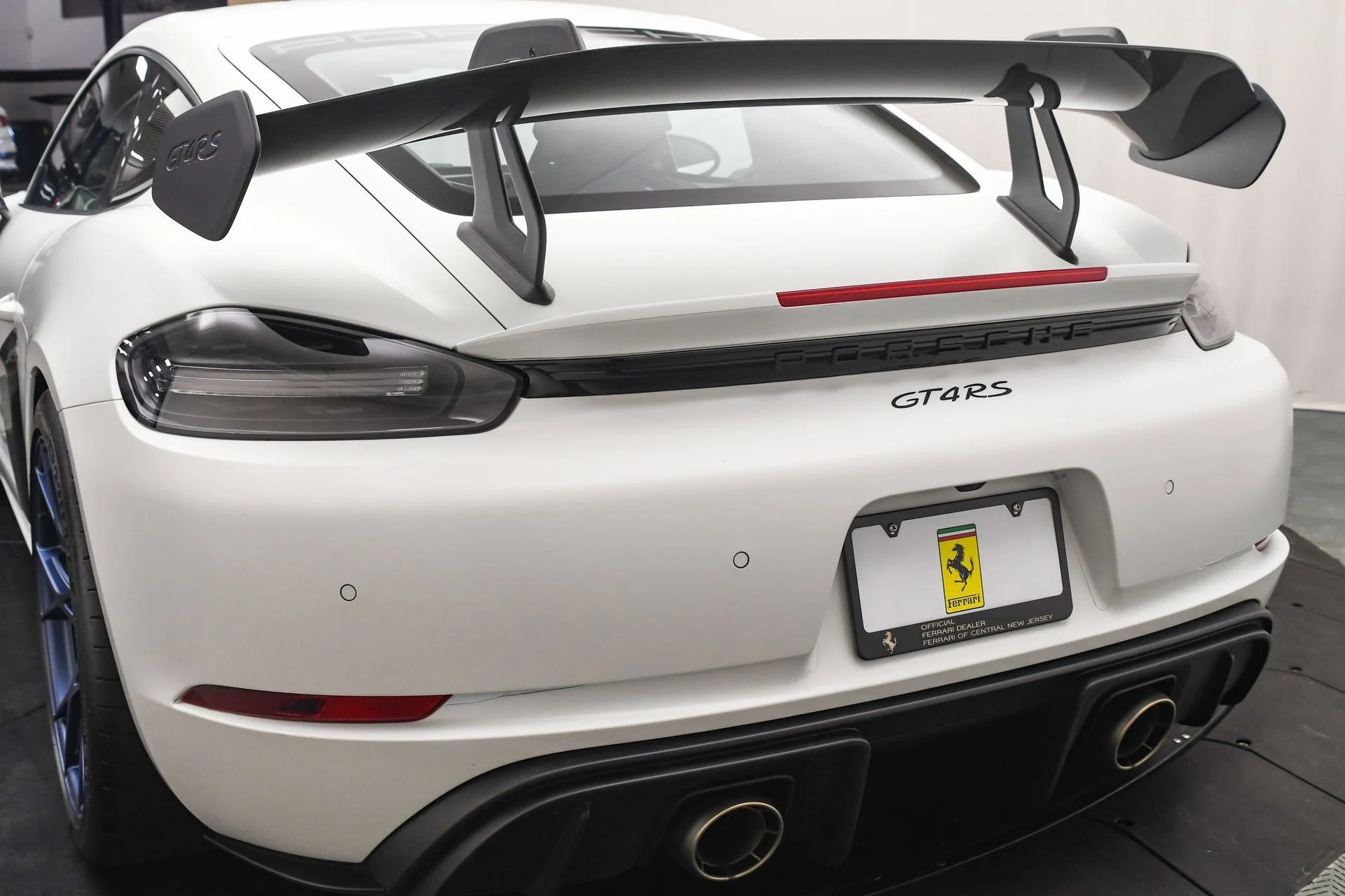 mph021_2059097739_9aa0f27b14c24ad8bbf6609a85384c67_42214bf7c5