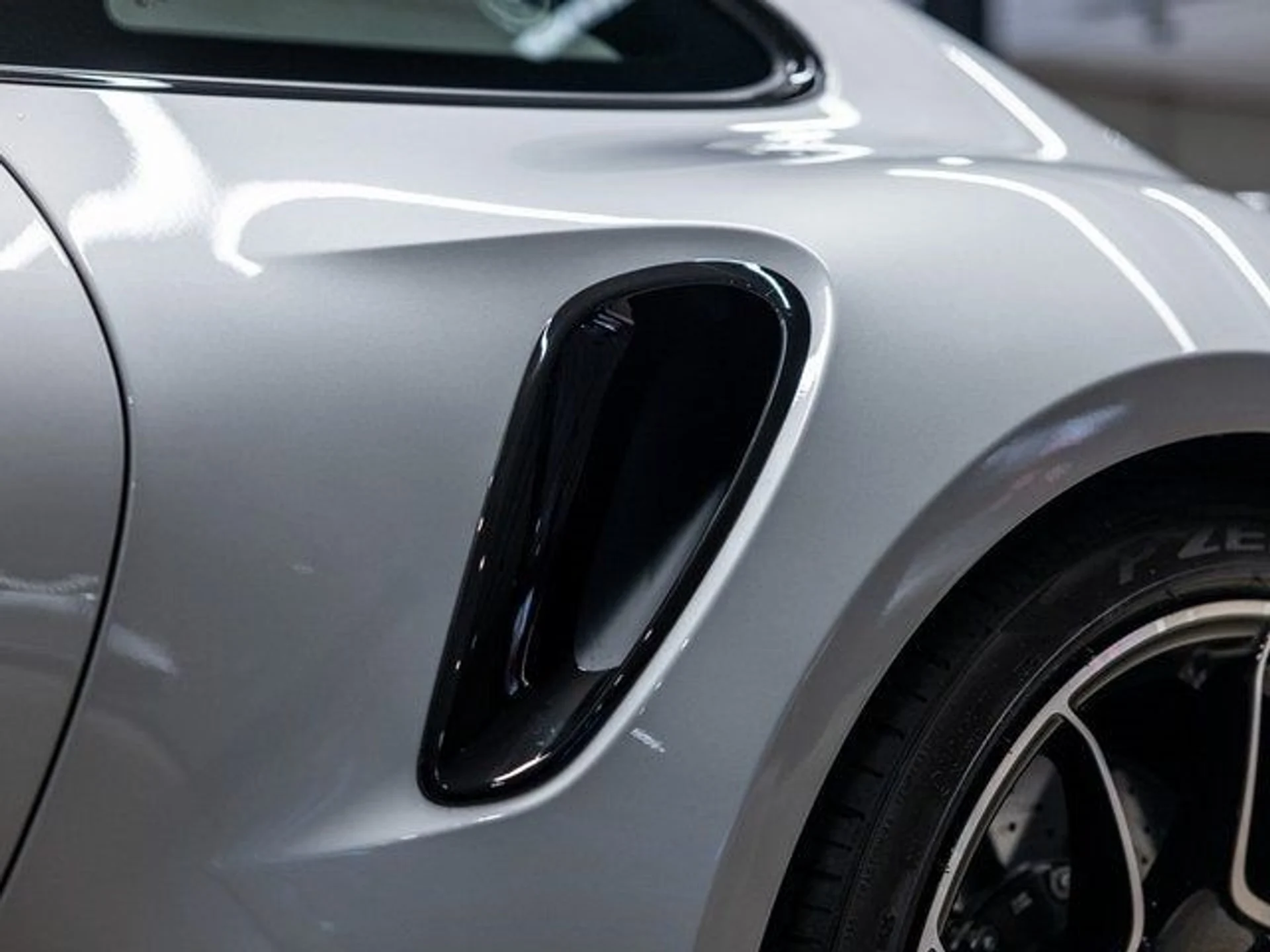 mph021_2064084874_22_7614eae120