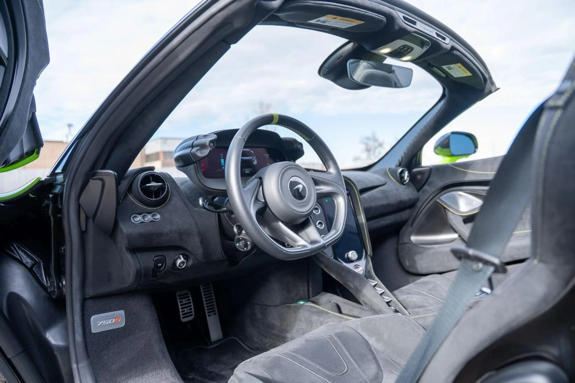 mph021_2064596958_53fe172a5eb2818c25518b1469408ca5_d98359b222