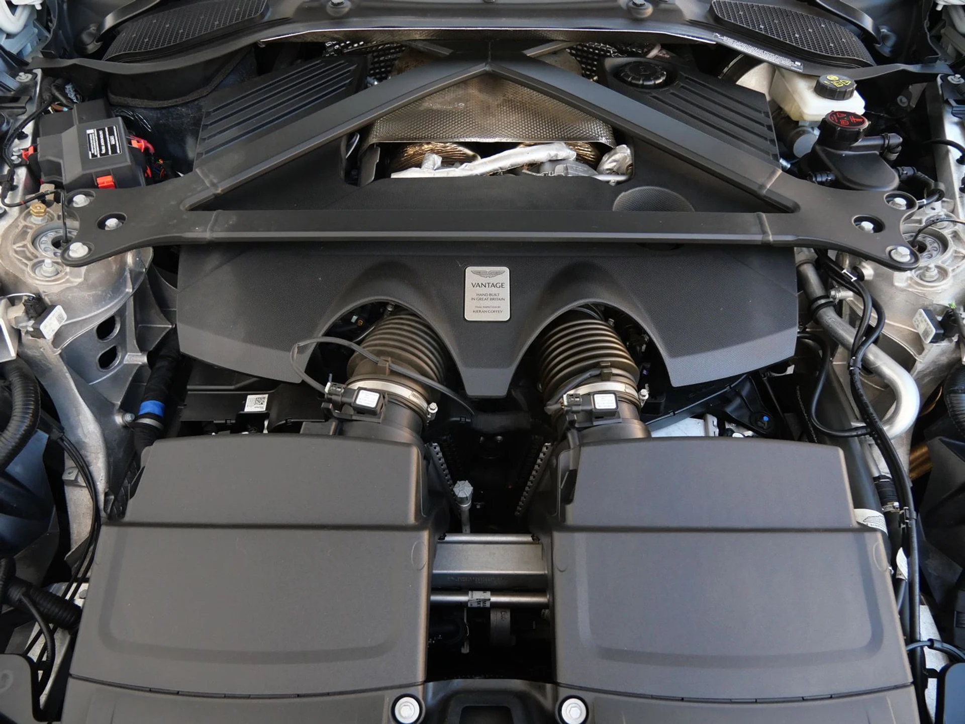 mph021_2065282831_32b51fa6ed0eb3421573573057dc25ffx_3edd4d5808