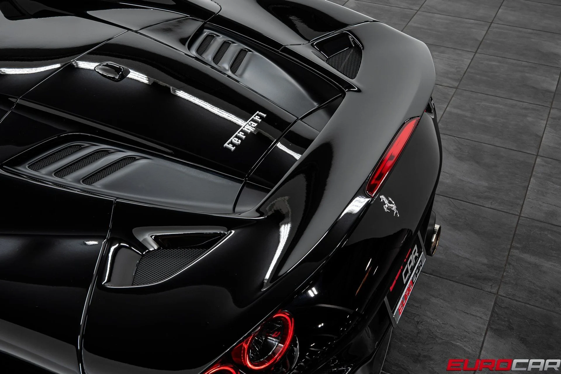 mph021_2072082349_image_22_5f3bc8f19f