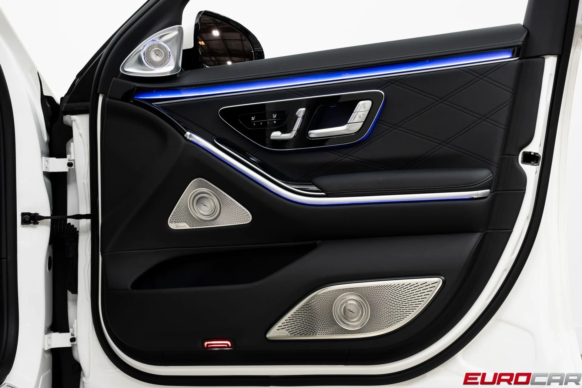 mph021_2074456758_image_22_933c2b7fb5