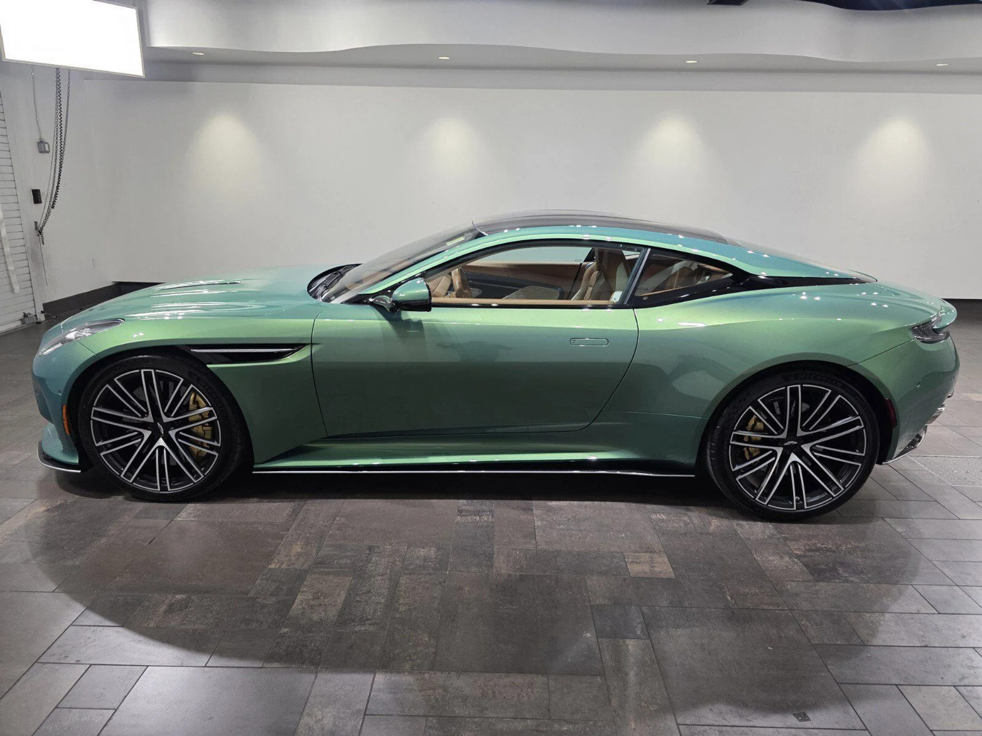 mph021_2081209150_3b89421dc6792b66b7d6db3153a2633b_6bd6640030