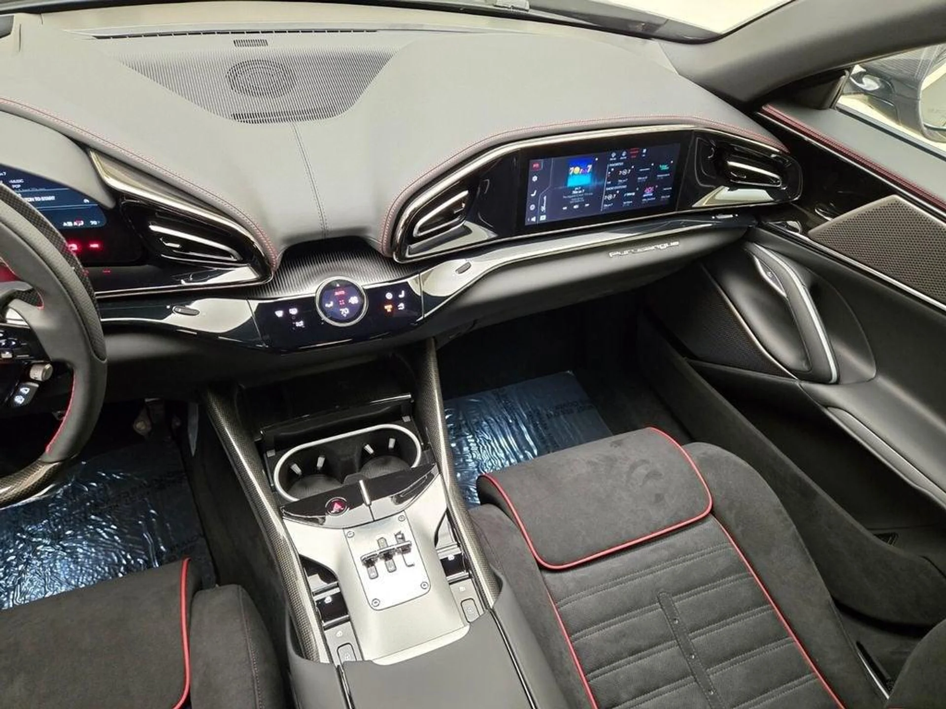 mph021_2086450497_Used_2026_Ferrari_Purosangue_1771612874_bbffec05a0