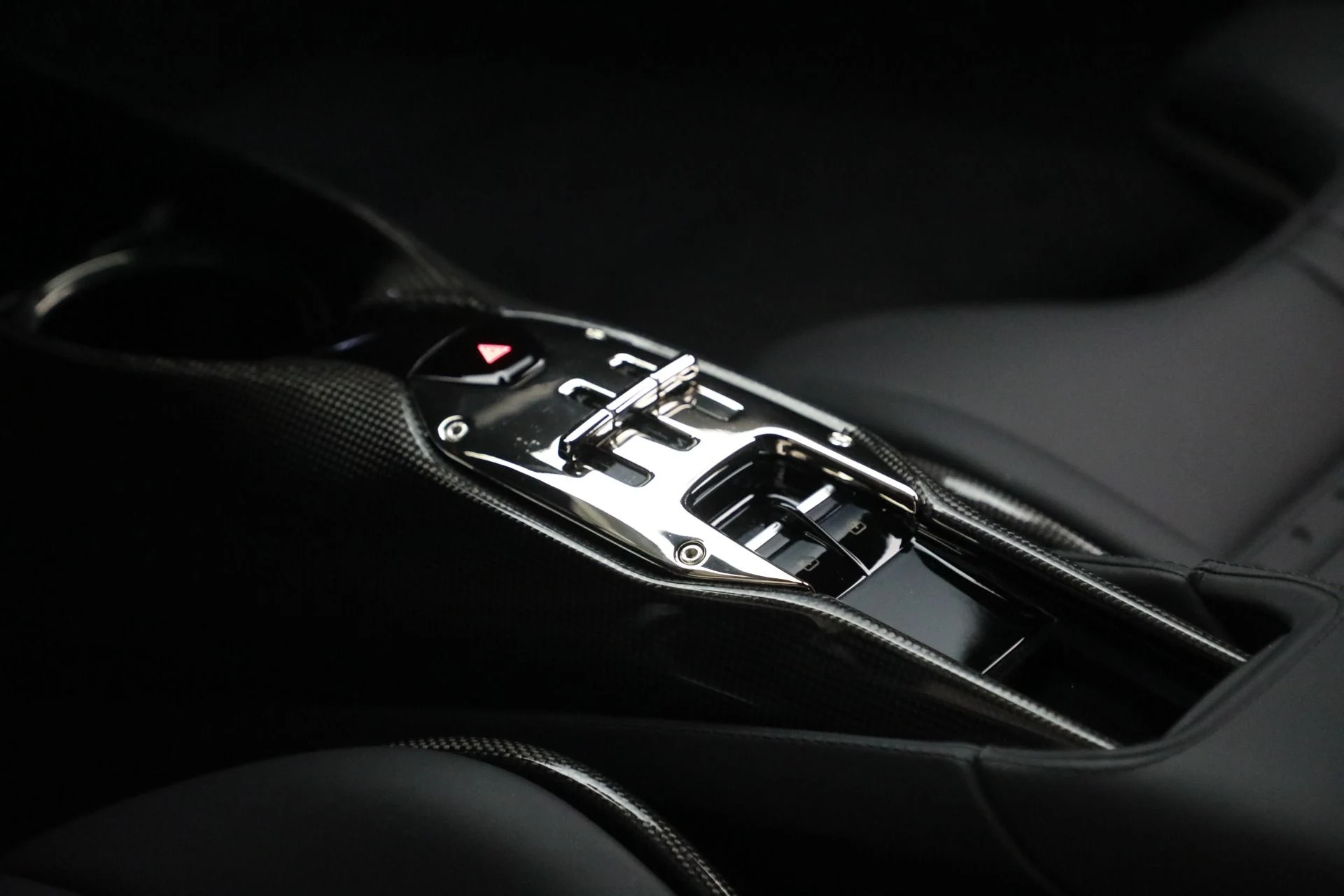 mph021_2090753849_Used_2022_Ferrari_SF_90_Stradale_1776195358_5cc9db6d93