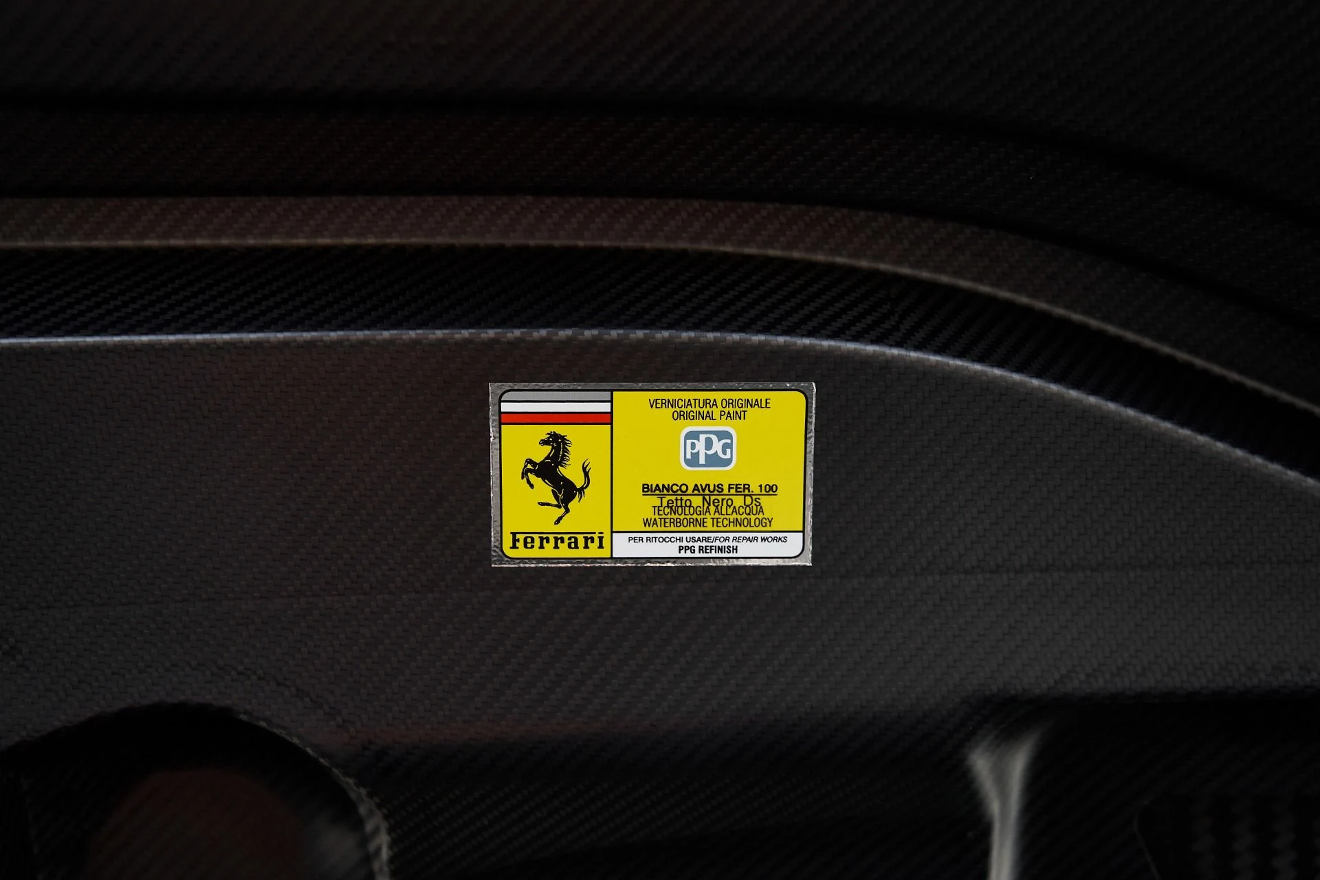 mph021_2096360614_Used_2023_Ferrari_SF_90_Stradale_1762821646_cd1dcd59e2