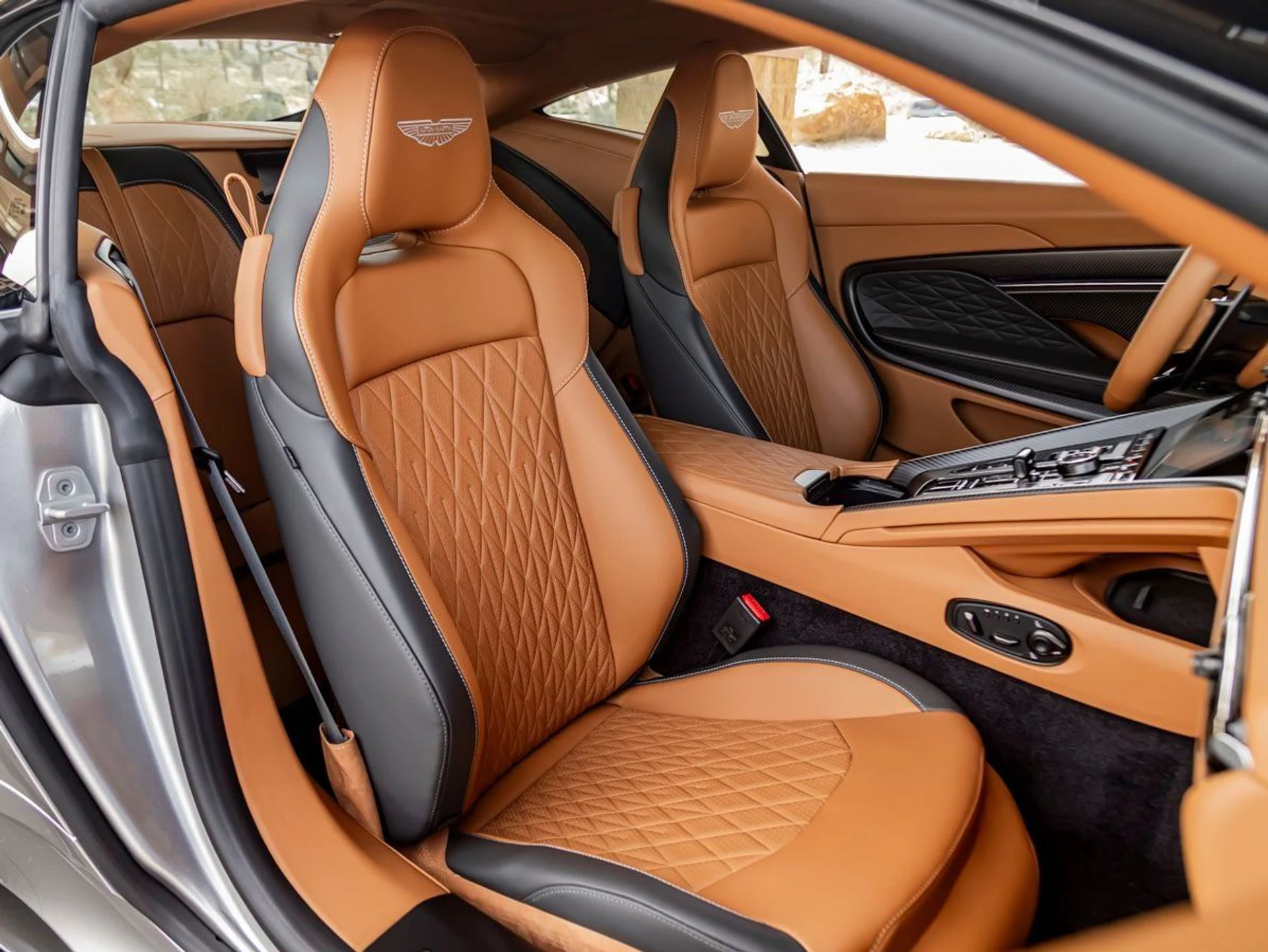 mph021_2097396480_22_c54abc6786