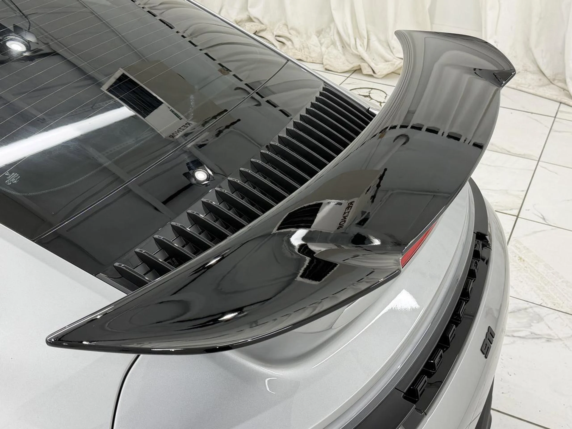 mph021_2098640057_25684beacf2a6630550cbd8e1038bb80_244641ebd3