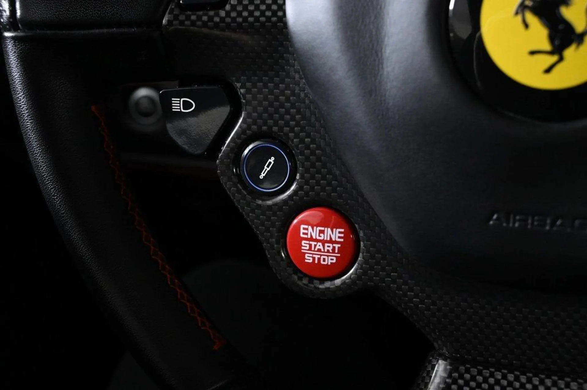 mph021_2102038684_c1f4464420b34c1f9bf9bc1566842d30_3fdda57ac8