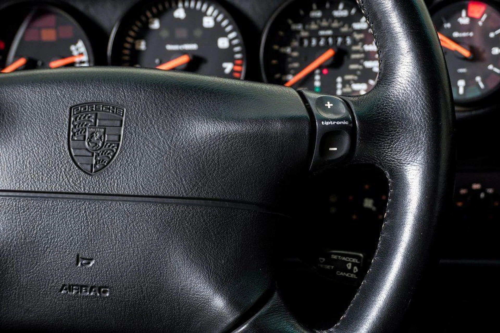 mph021_2105436396_neta_IJ_Tr0dfl_Rex_NUTPWWI_78_F_Ho_6b28901d05