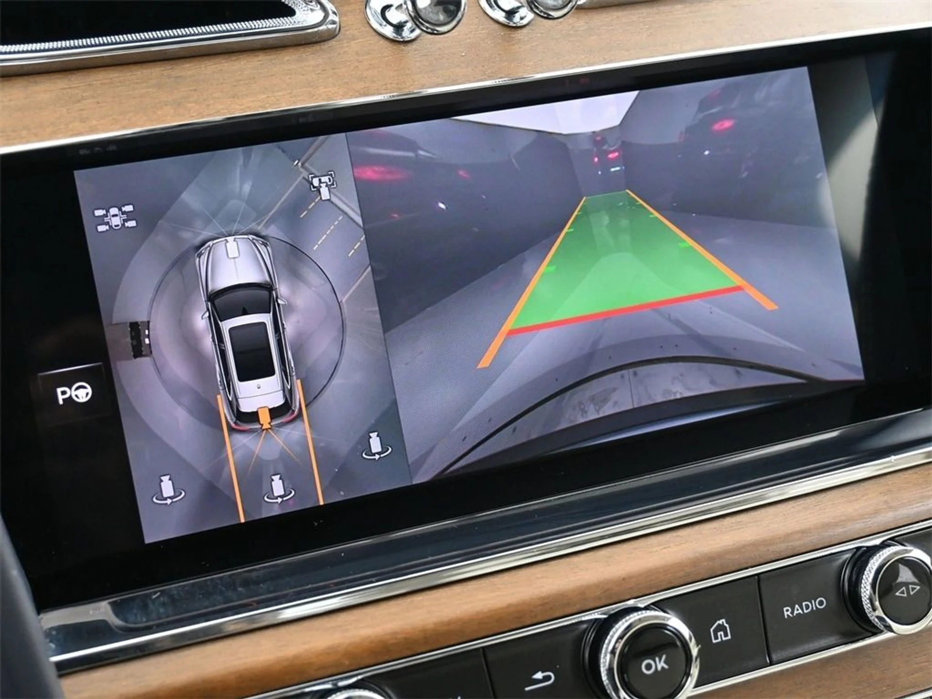 mph021_2106857603_00cbcee2df618c23fb43df11787b3643x_bbbca032ff