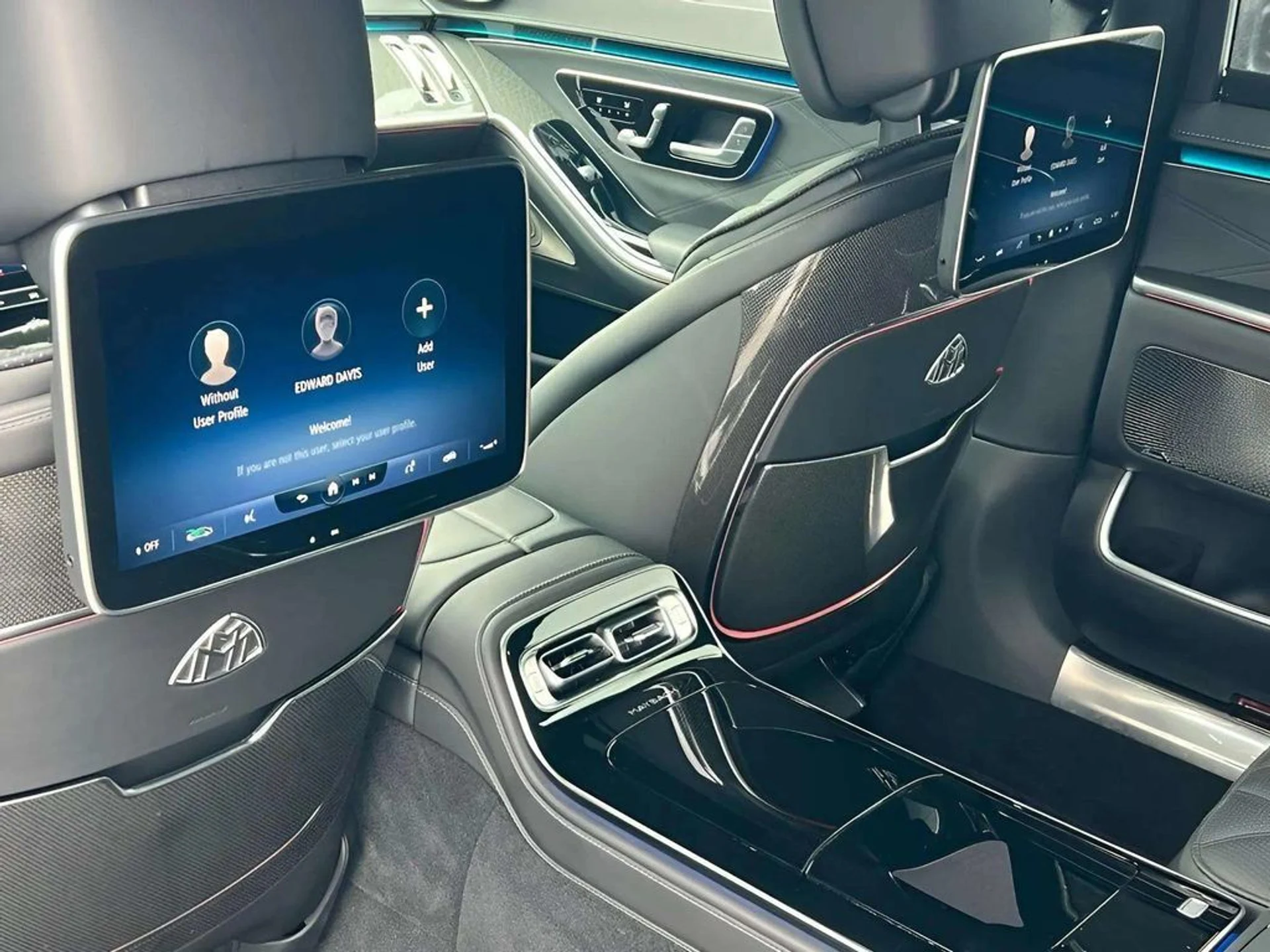 mph021_2115818999_c8a5bc771821ebd7d4b4c2f3fb5c8c56x_7664f0111b