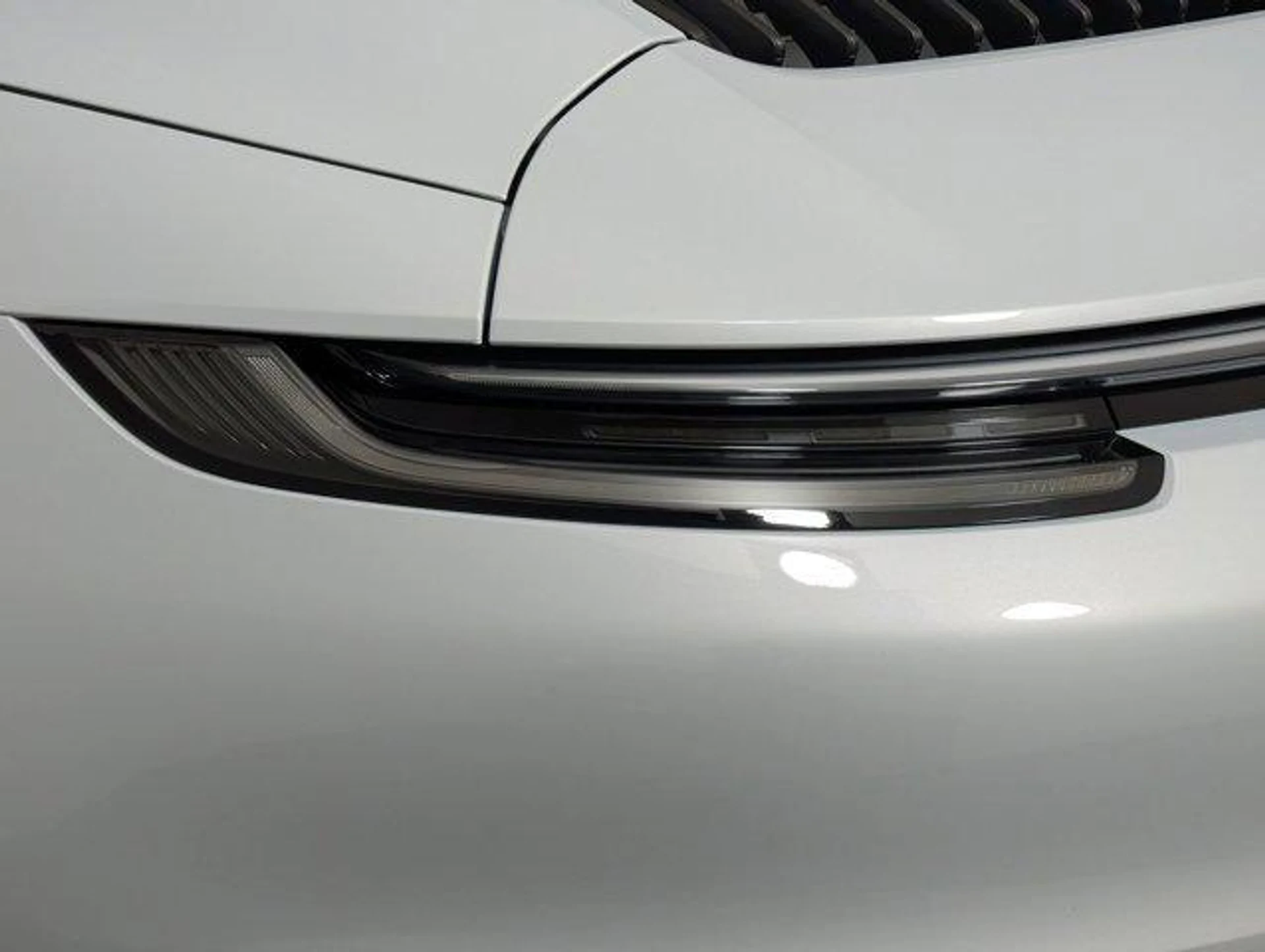 mph021_2121023322_KDL_Gmoj_A0d_IBJ_2t3_Lq_J0yb_C4g_M_1f938dce70