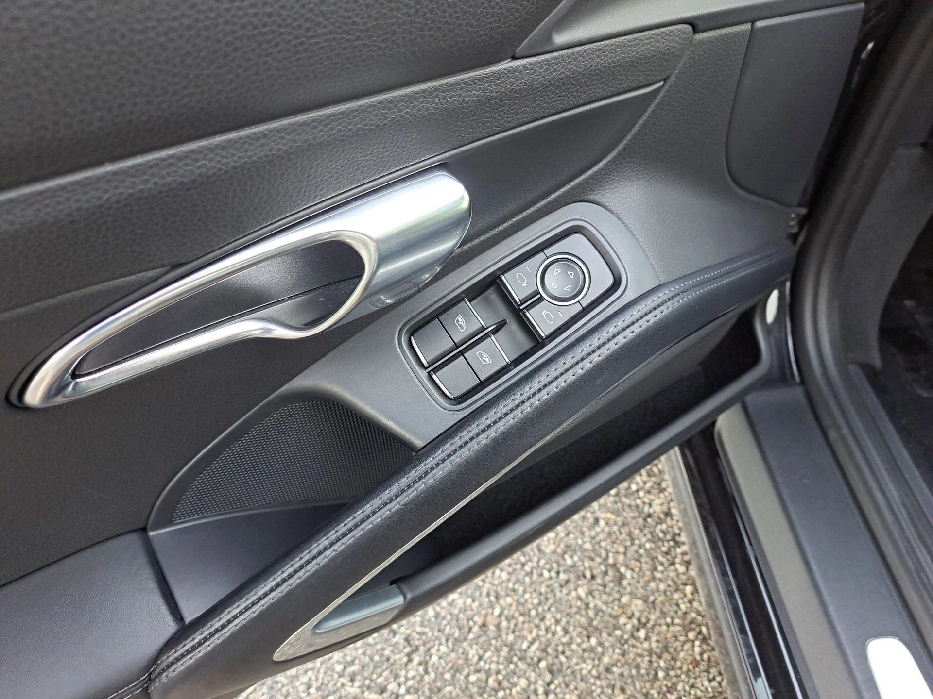 mph021_2121610729_5d0539be7b58846a92d92d2128268bc2x_8f6f84a26f