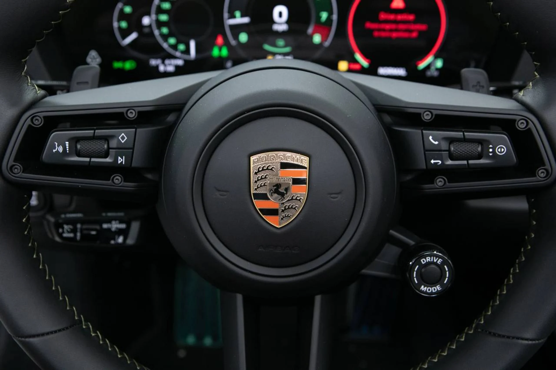 mph021_2126938595_59751260ba495c12b2bc405b6fc6b719x_4cf39a76de