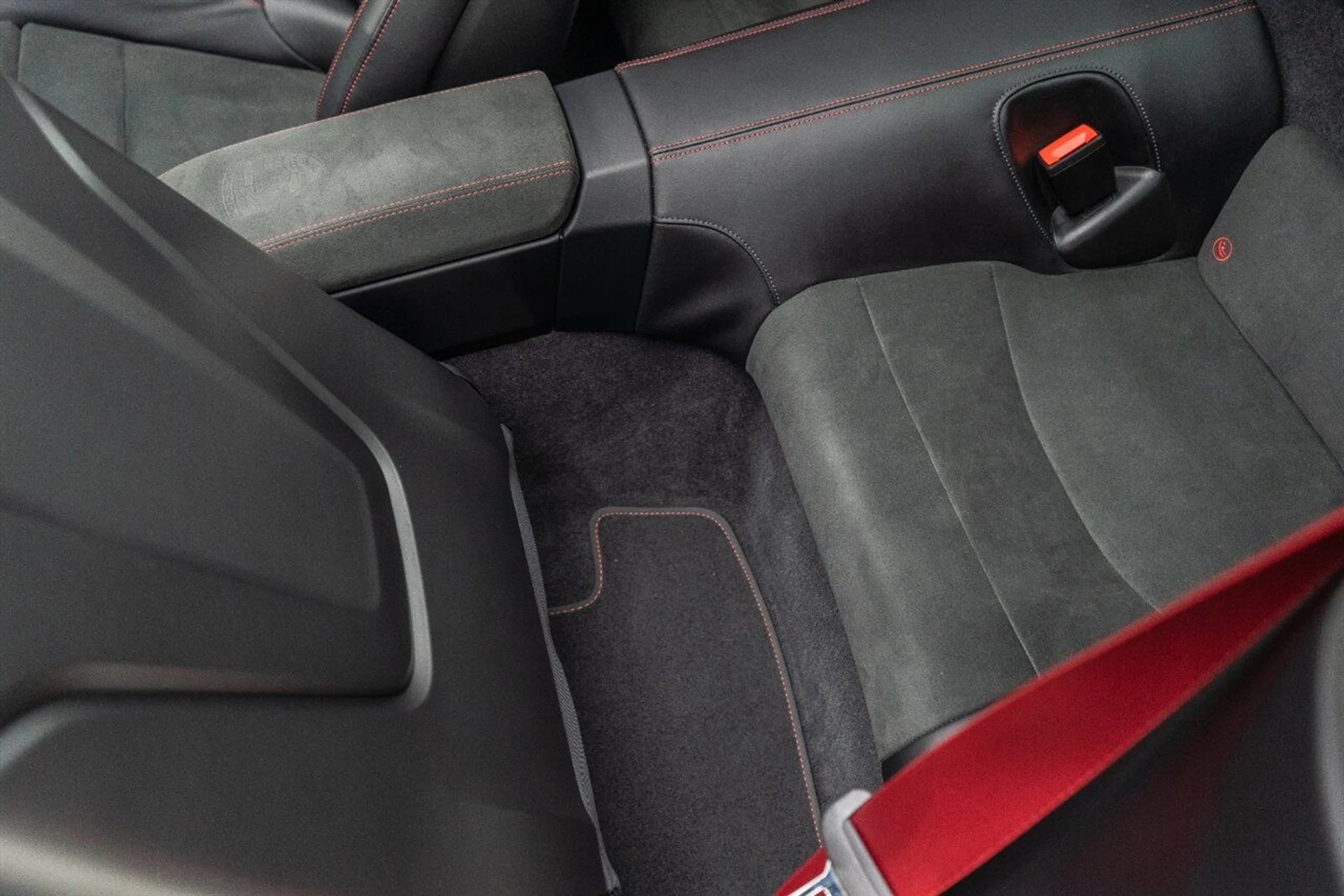 mph021_2129363453_7820ec4fec_1280_1bfcef1e70