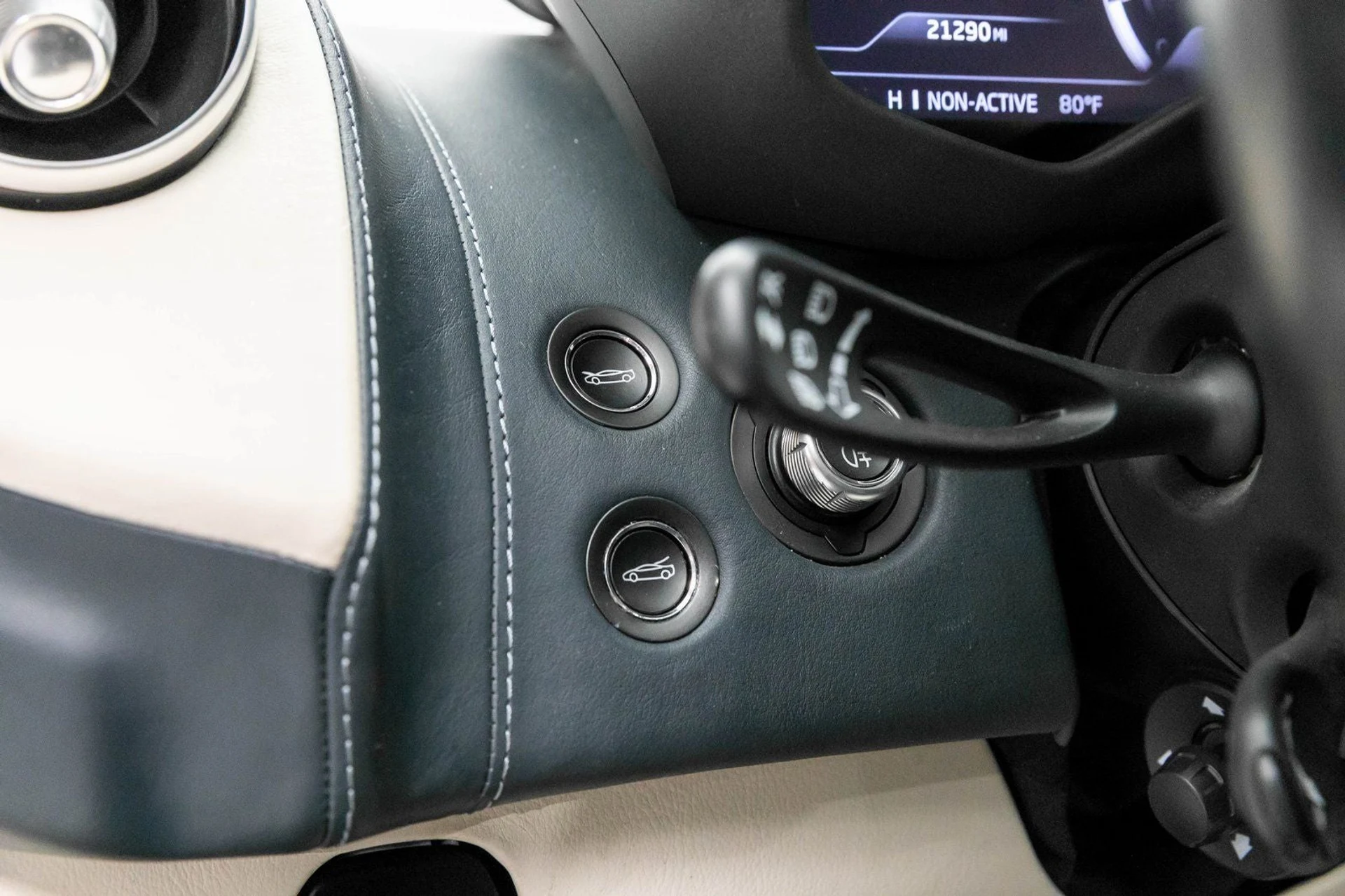 mph021_2137054015_22_0b467f0a34