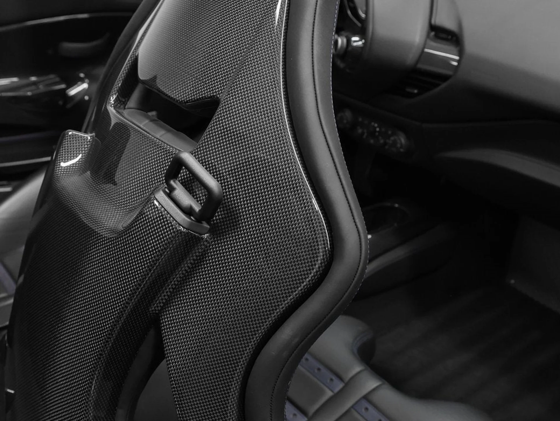 mph021_2137981367_22_9d4a245604