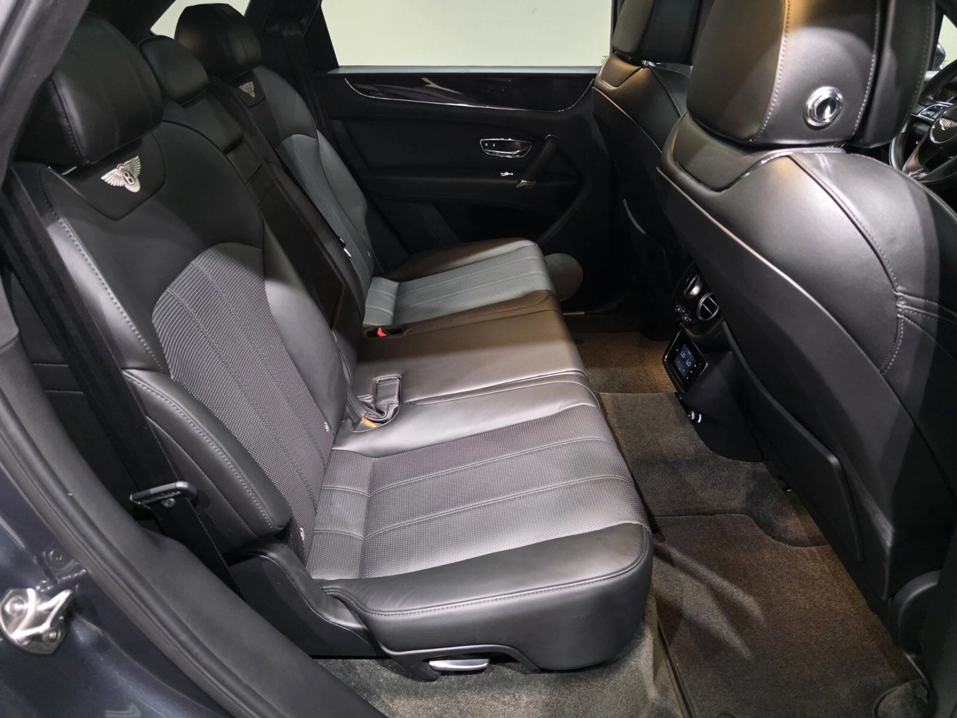 mph021_2142051969_4fd90210764735f422db31f2146068c1_f4e3c4b4eb