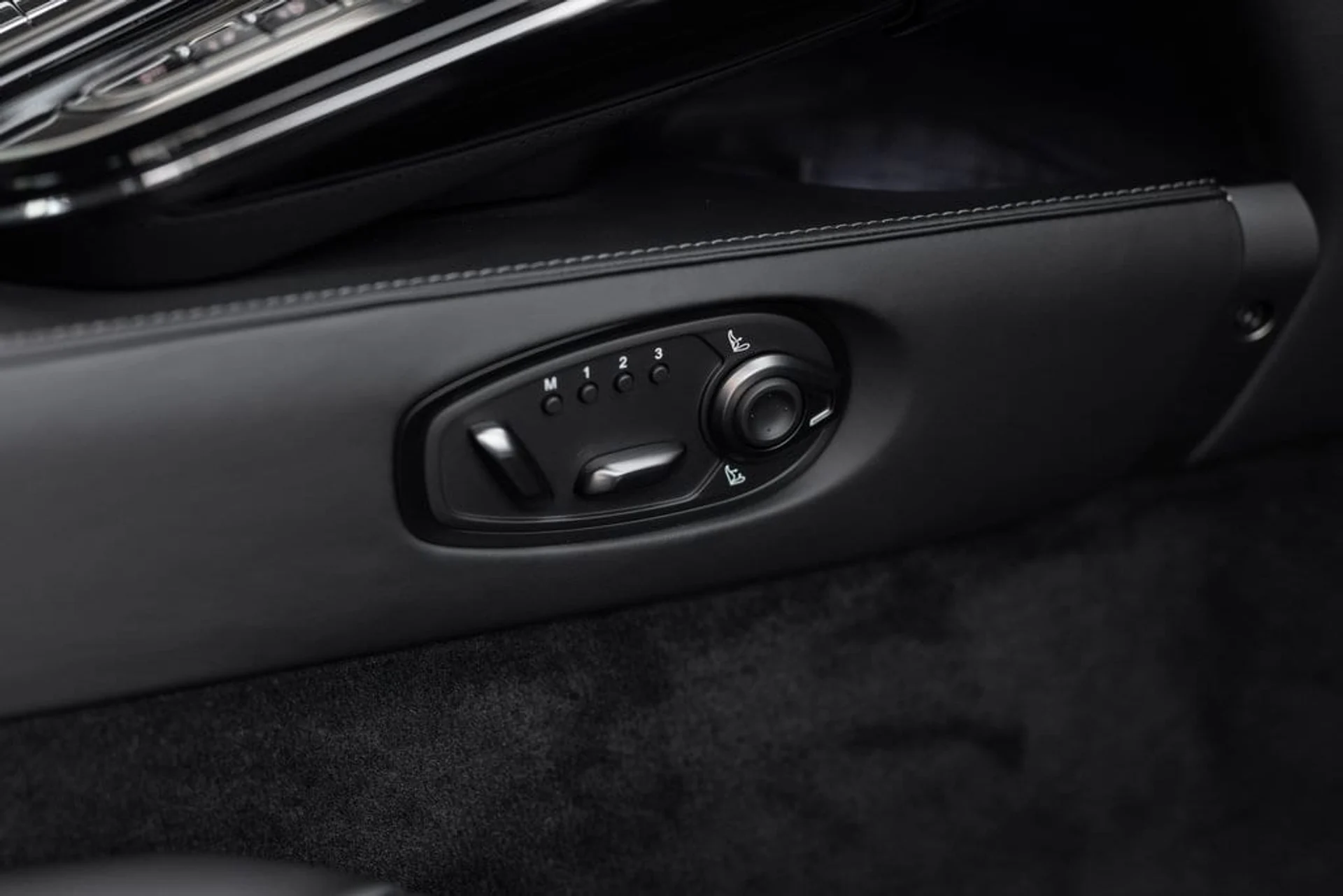 mph021_2149343251_d42b9d6fa1f17a00f889a7945a6689a0x_4783c8f56a