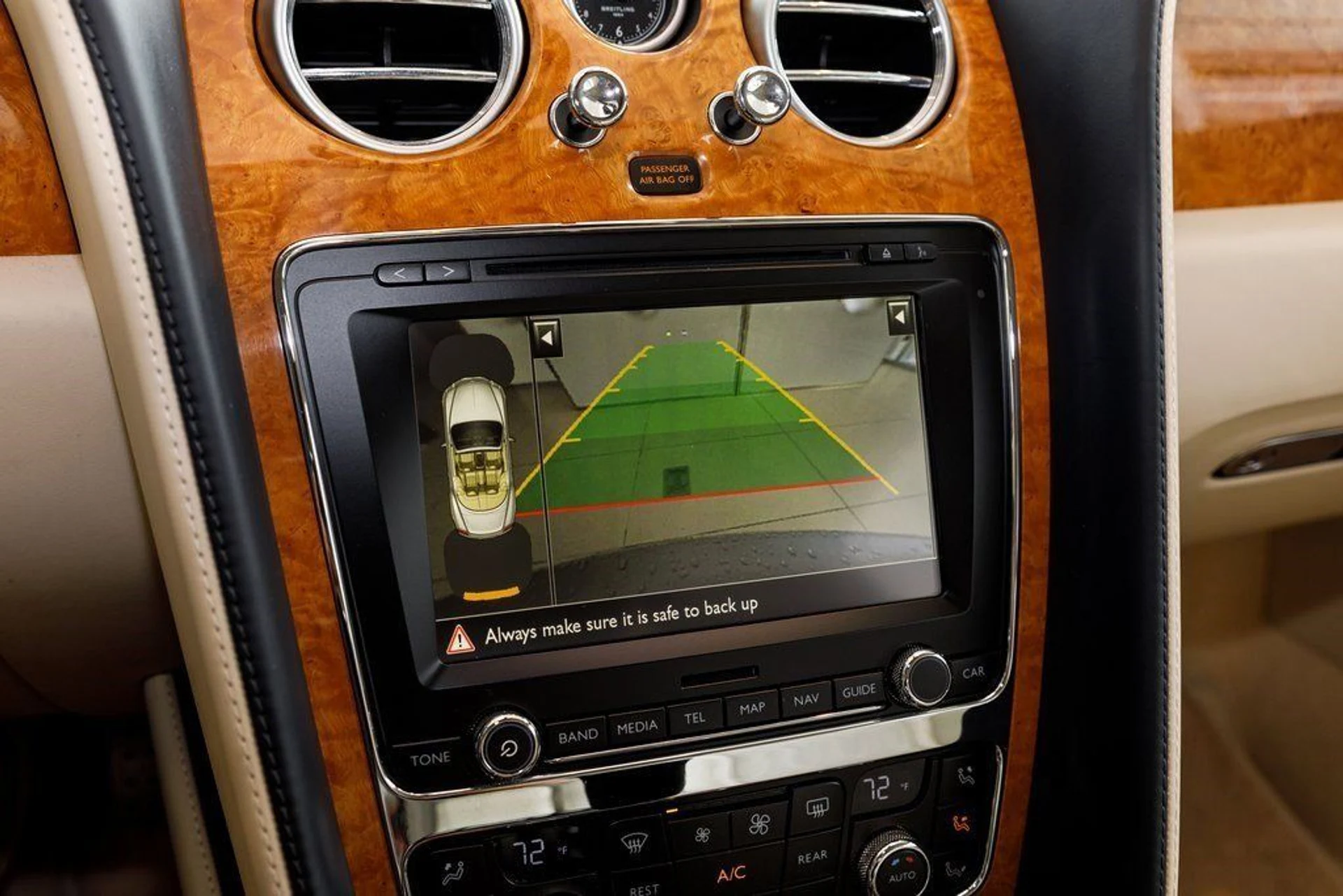 mph021_2150970410_da57646c641bd51cddd584d374d6a5bd_73544566bf