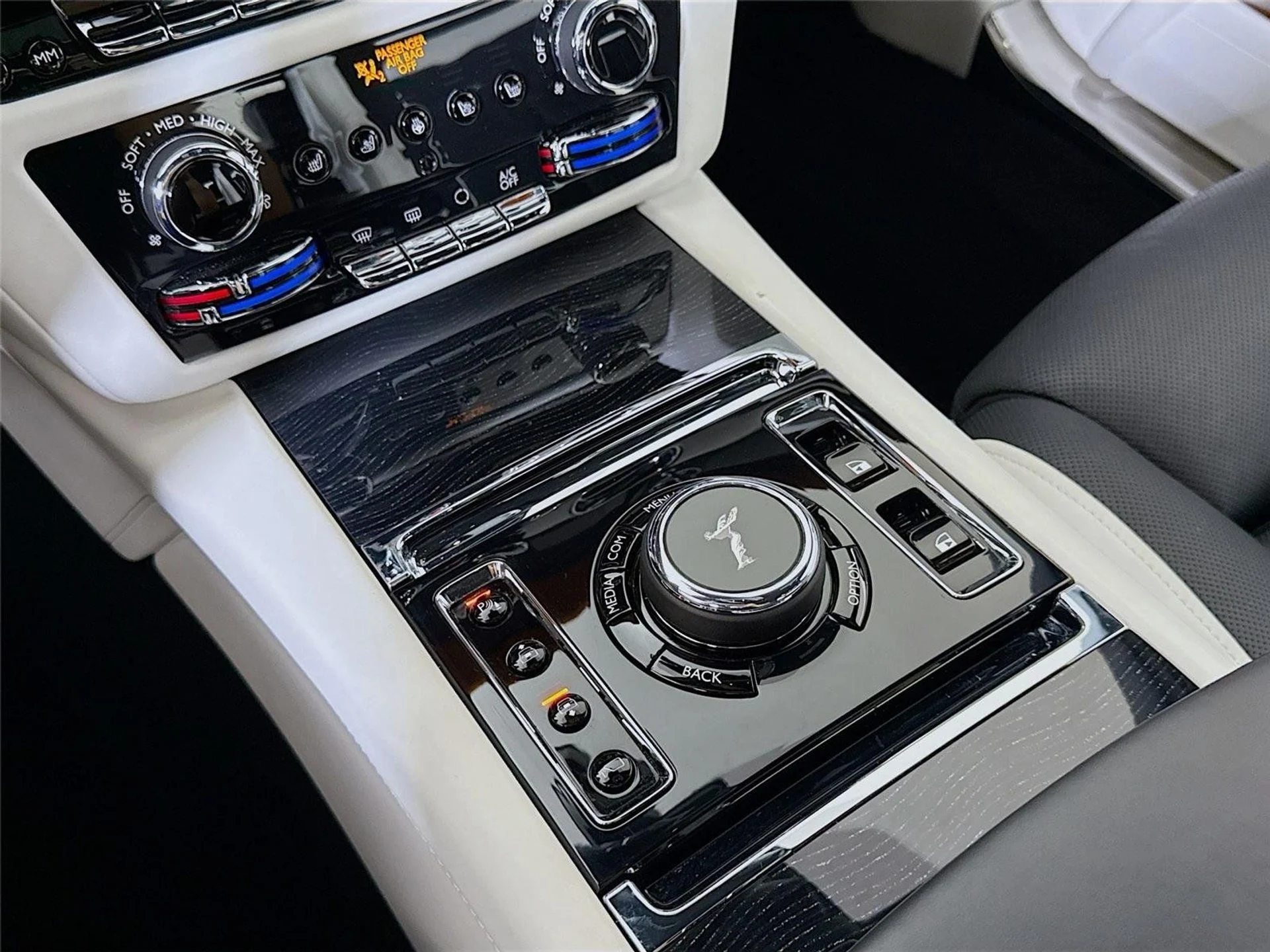 mph021_2155458936_36405df843d4b42a30cd366fc9385c10_fd923d5c01