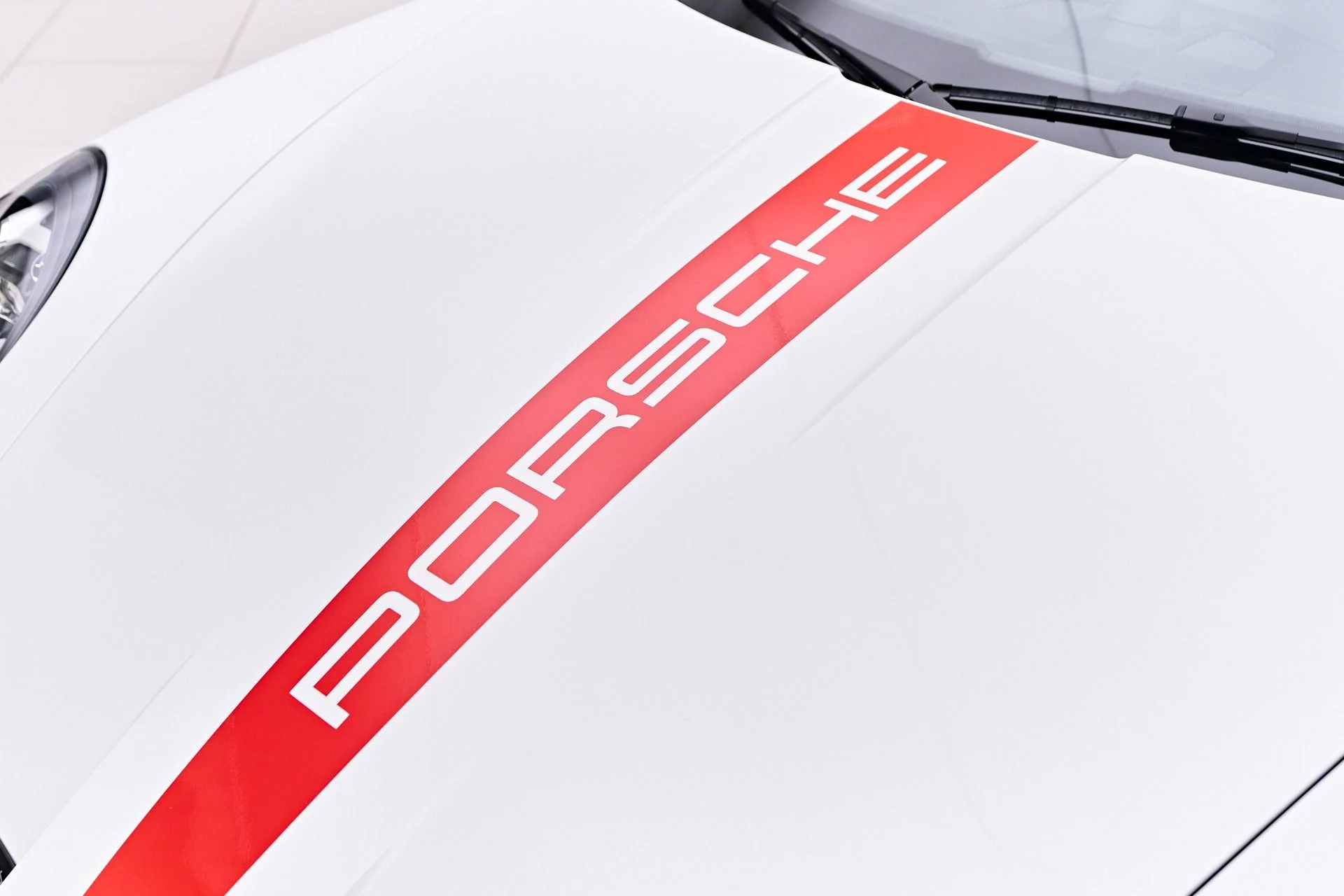 mph021_2166485548_Used_2023_Porsche_911_GT_3_1750710983_3188bf56fe