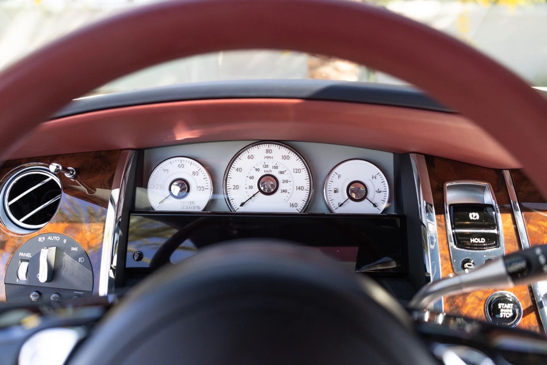 mph021_2168304800_Used_2017_Rolls_Royce_Ghost_1774567841_18538c5b0e