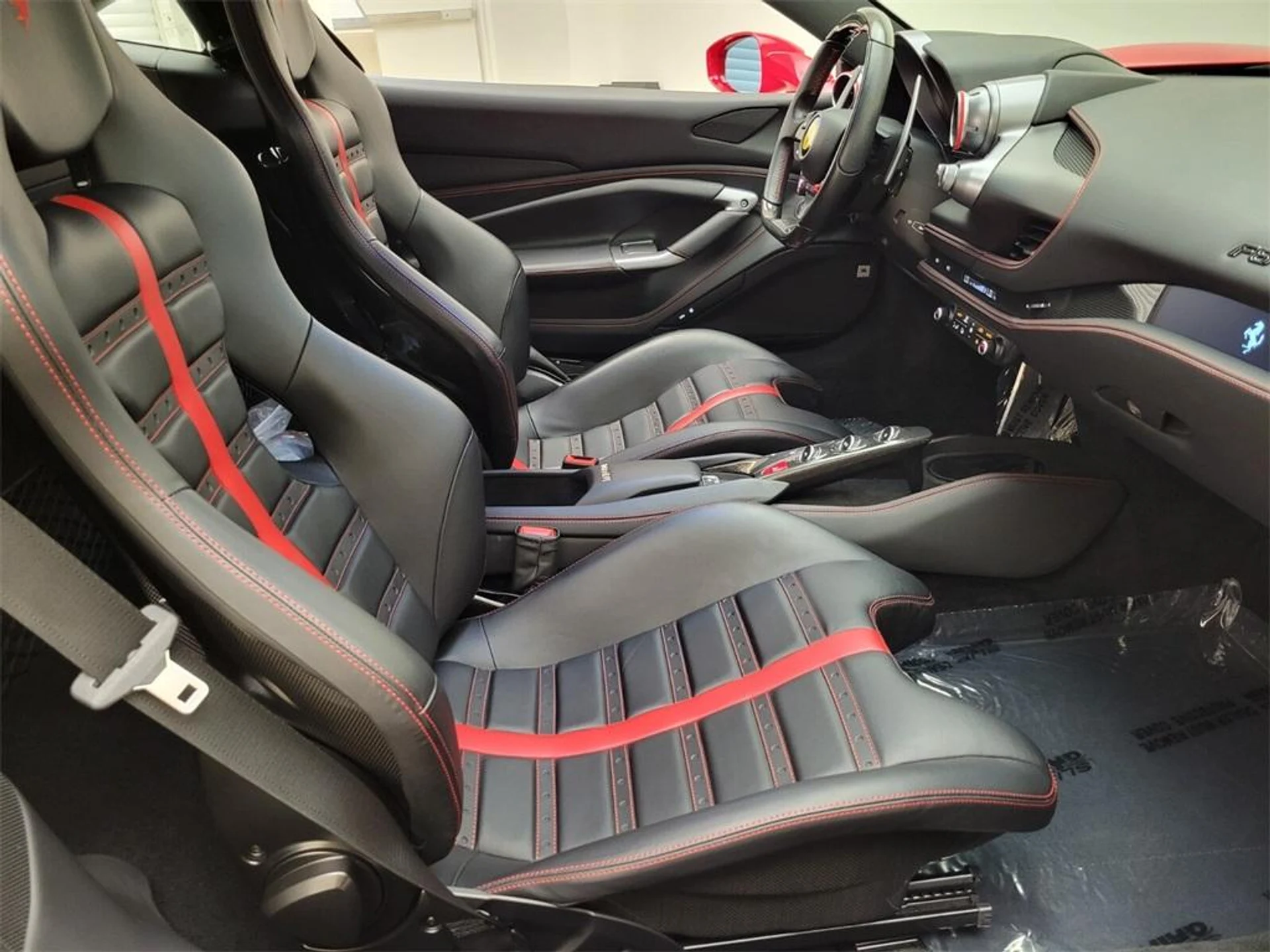 mph021_2171031721_Used_2020_Ferrari_F8_Tributo_1716042522_b5ce4fdbb6