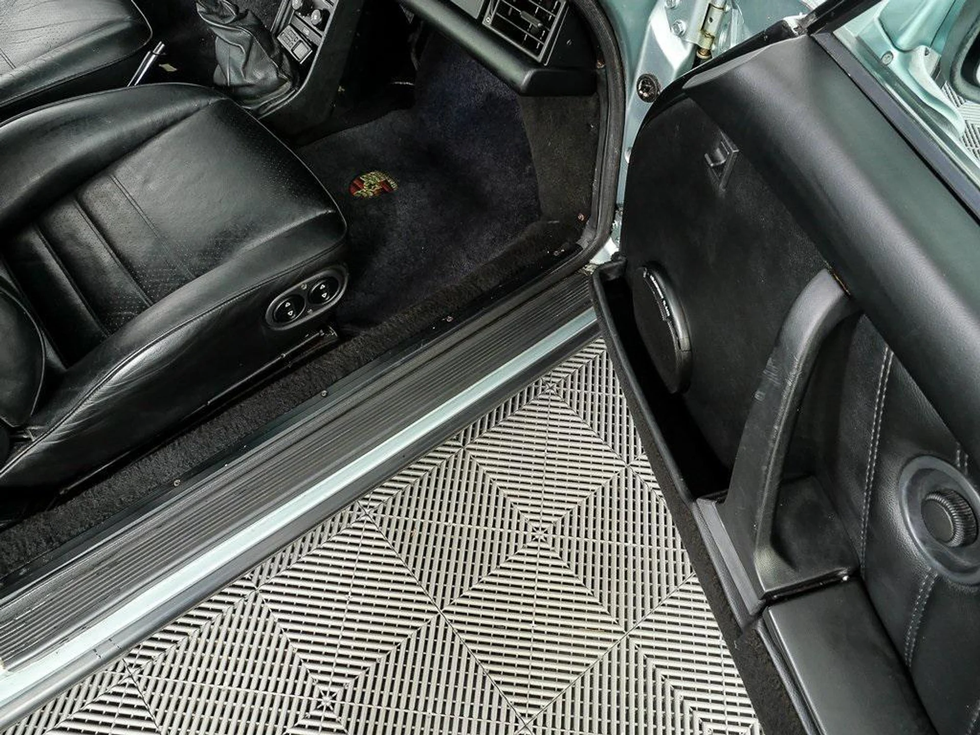 mph021_217150816_hr_F82_PO_iwz04_Ag_DPCVK_8h_JRD_0s_fa6fc59fd8