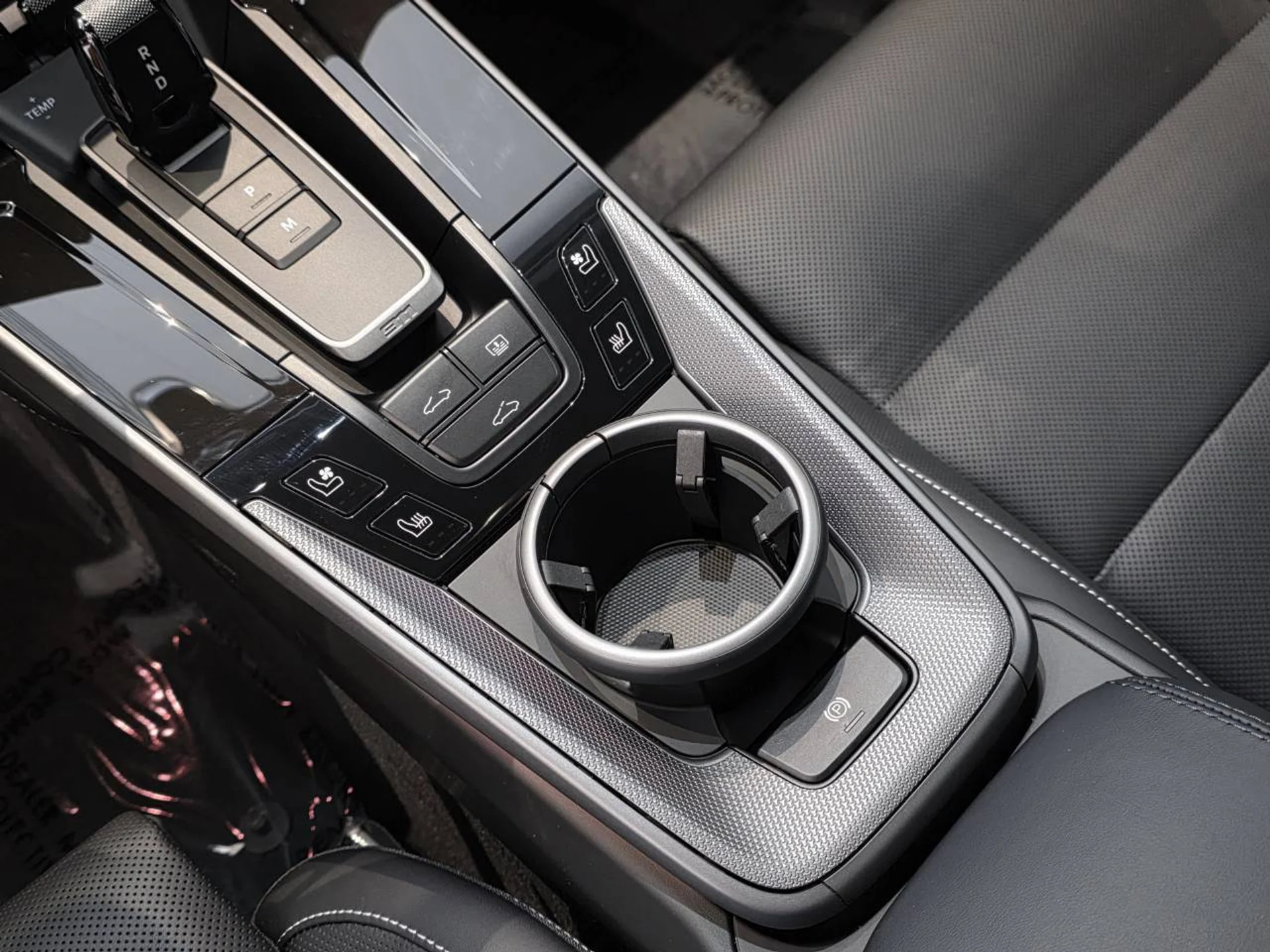 mph021_217333023_1280_d3951de290