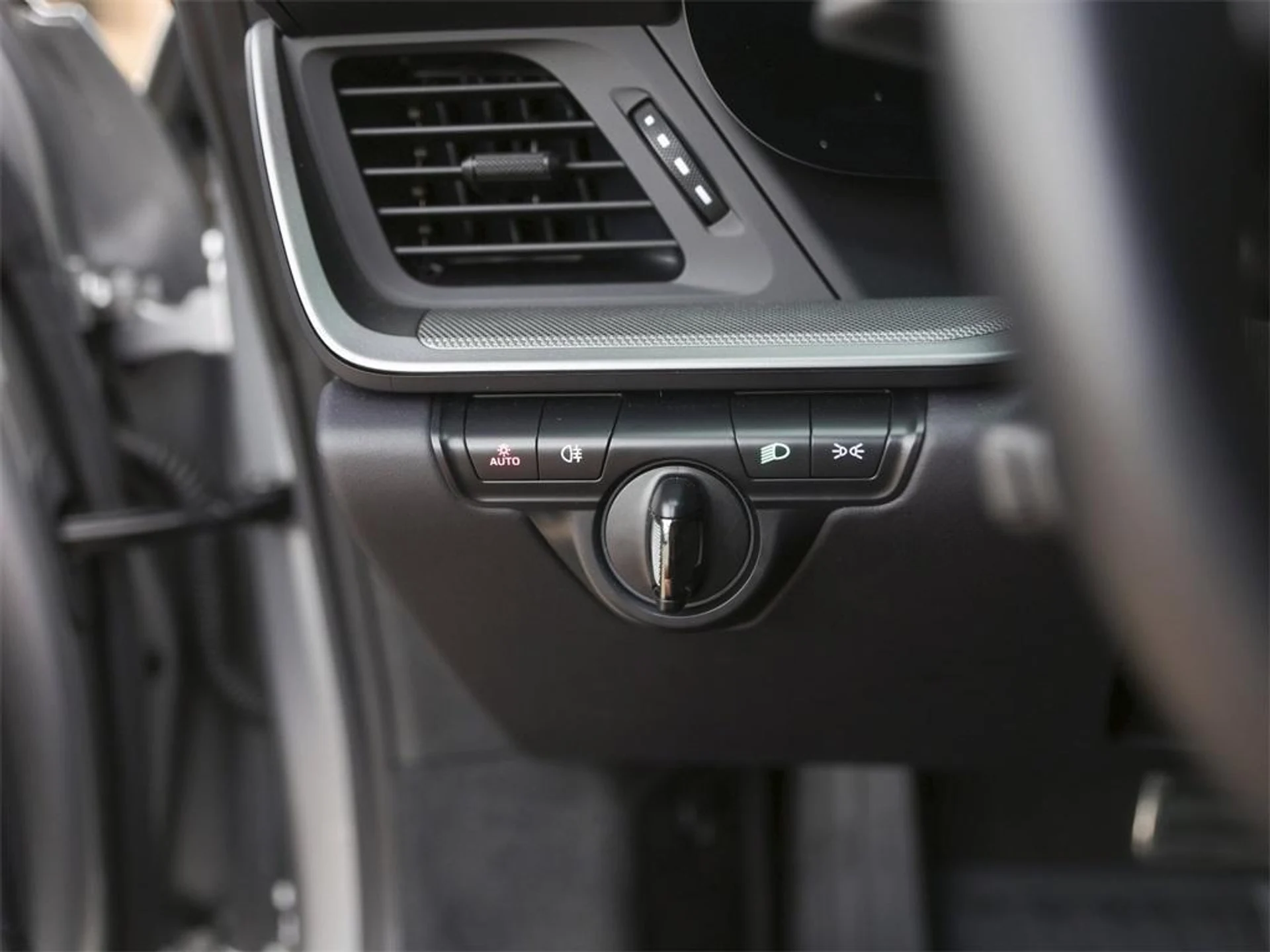 mph021_2177784051_H2ypqt_W6u_K8odsep6bs4gzhh_Iss_ecaa9ad5d1