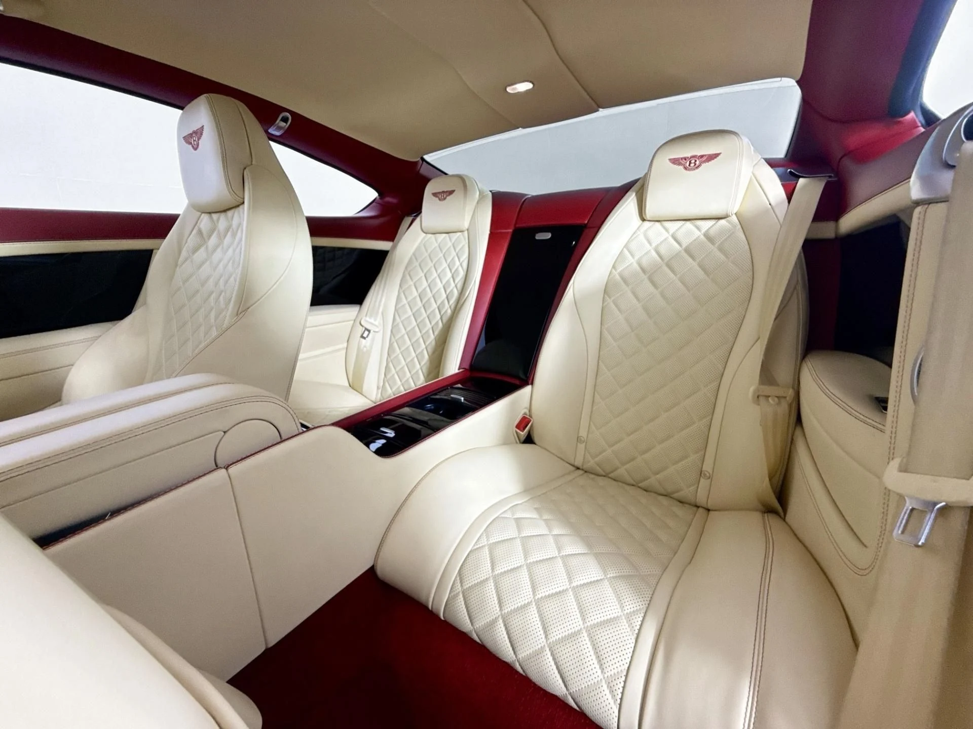 mph021_2184357496_Used_2017_Bentley_Continental_GT_1784665775_3ff5749dbc
