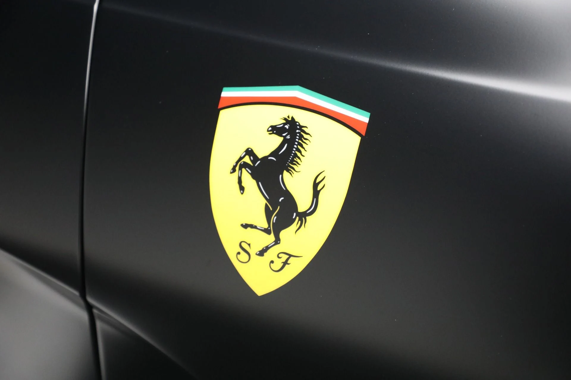 mph021_2185748943_Used_2022_Ferrari_812_Competizione_53ae406d9b