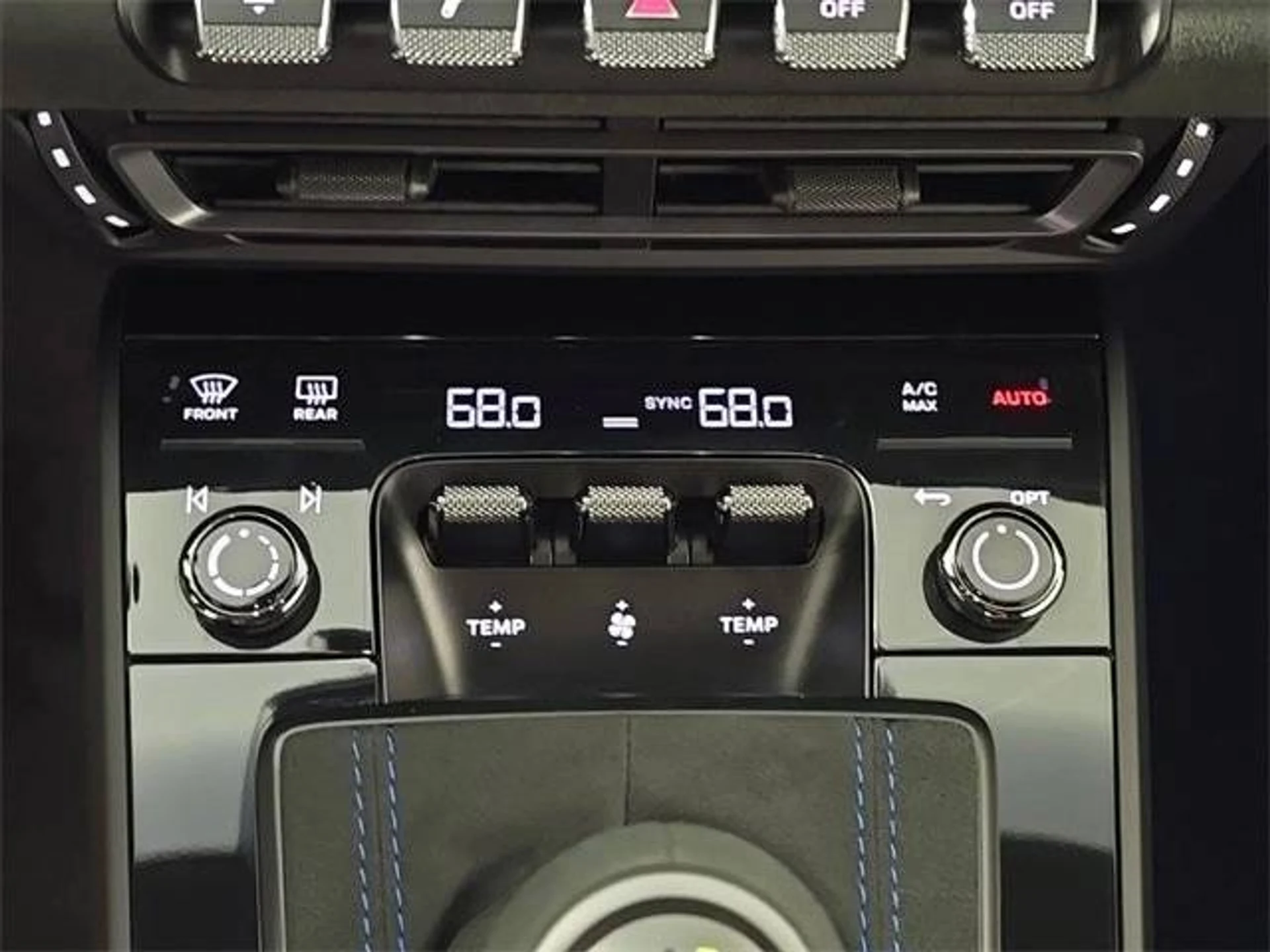 mph021_2187713261_1280_39a95a6a75