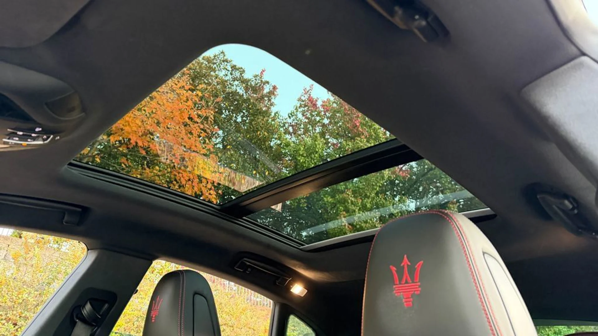 mph021_2188238140_557a057fae6647fcbd4a4f884f7215e6_c03dd9835a