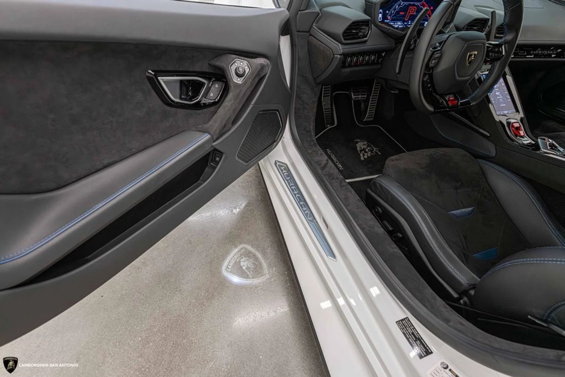 mph021_2194212061_a6bc1d44cea0533a388735b2e47f75a6x_9c827dca27