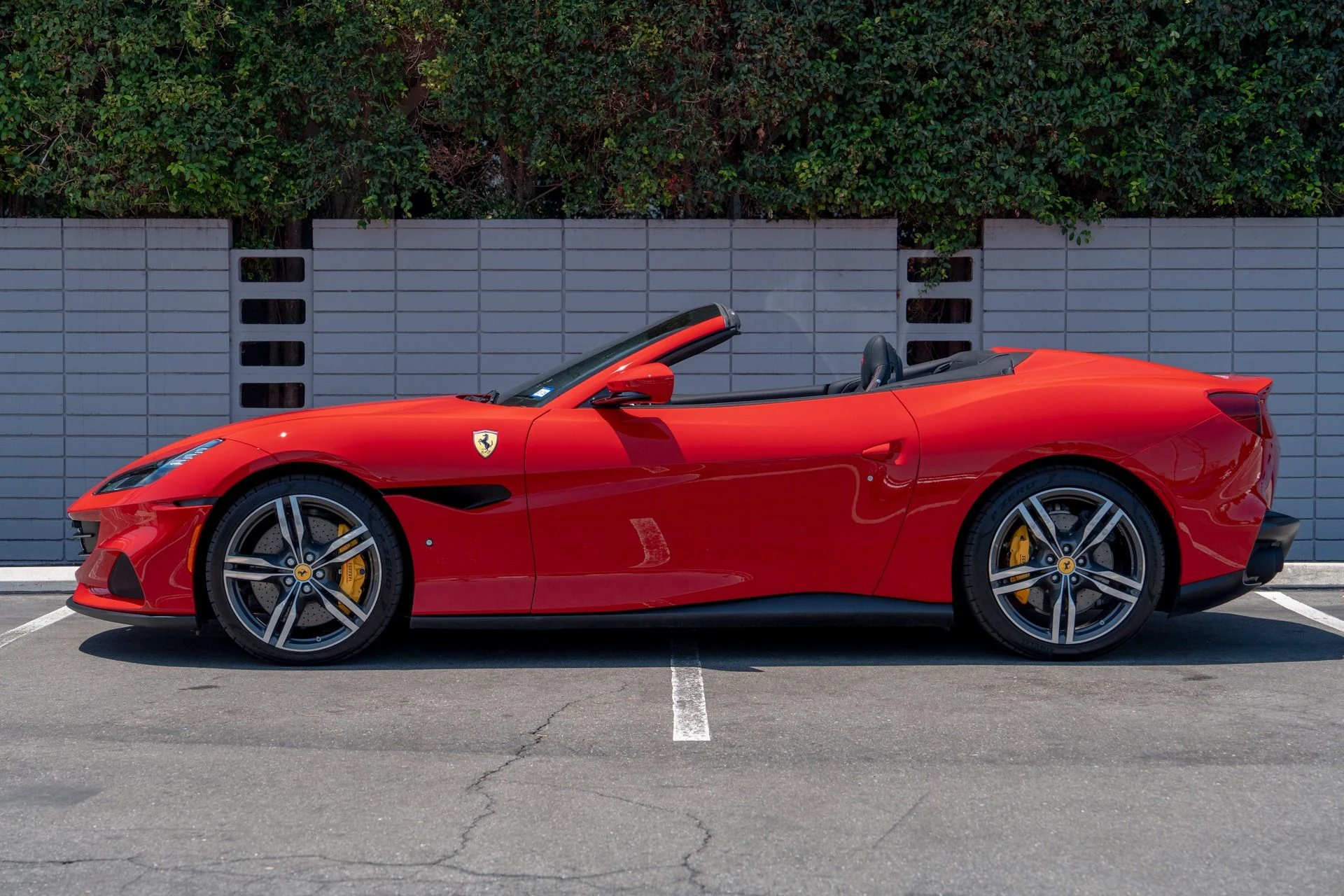 mph021_2195256687_Used_2022_Ferrari_Portofino_M_1754671895_1a44795f4d