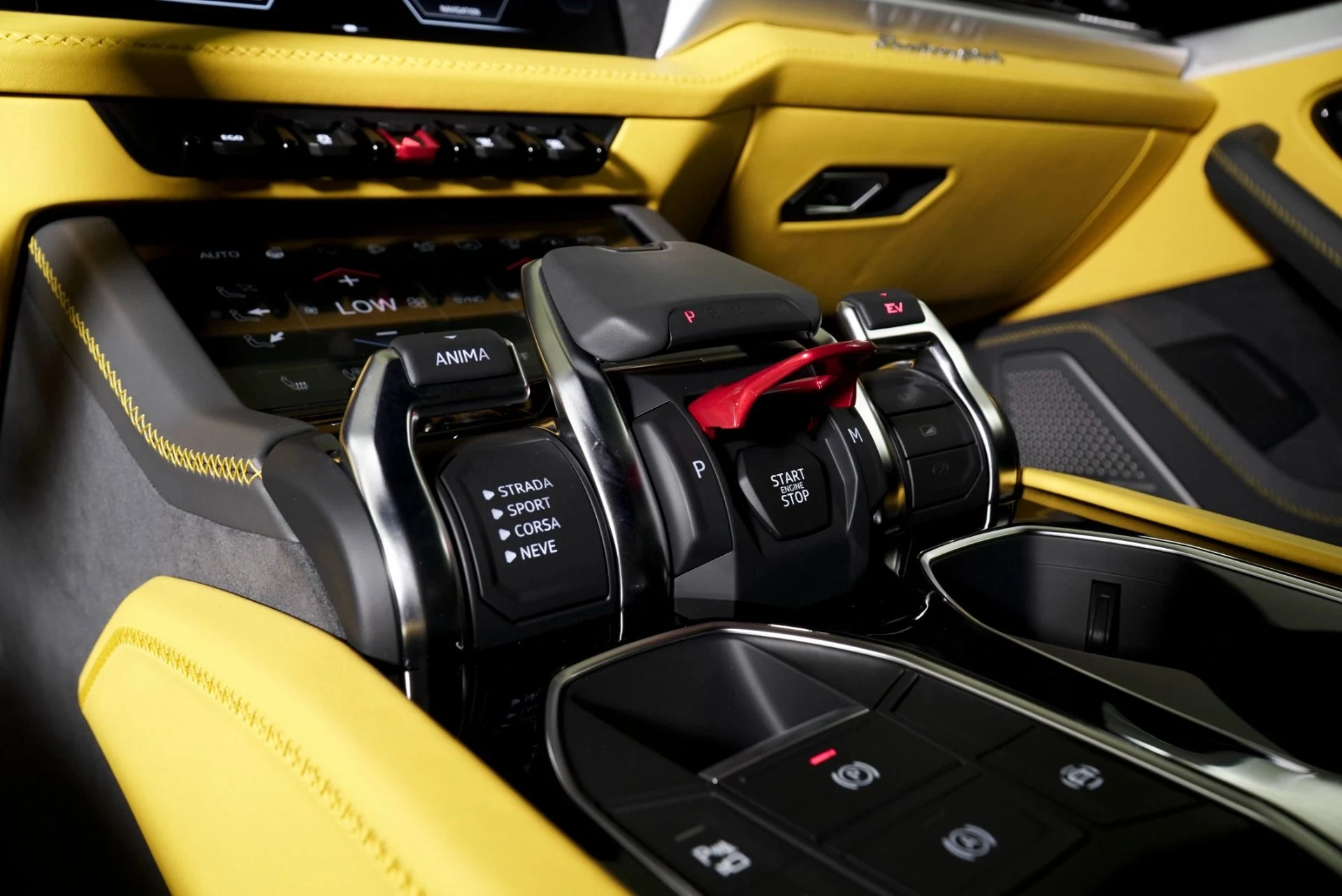 mph021_2195506130_New_2026_Lamborghini_Urus_SE_1776446130_34767ae5de