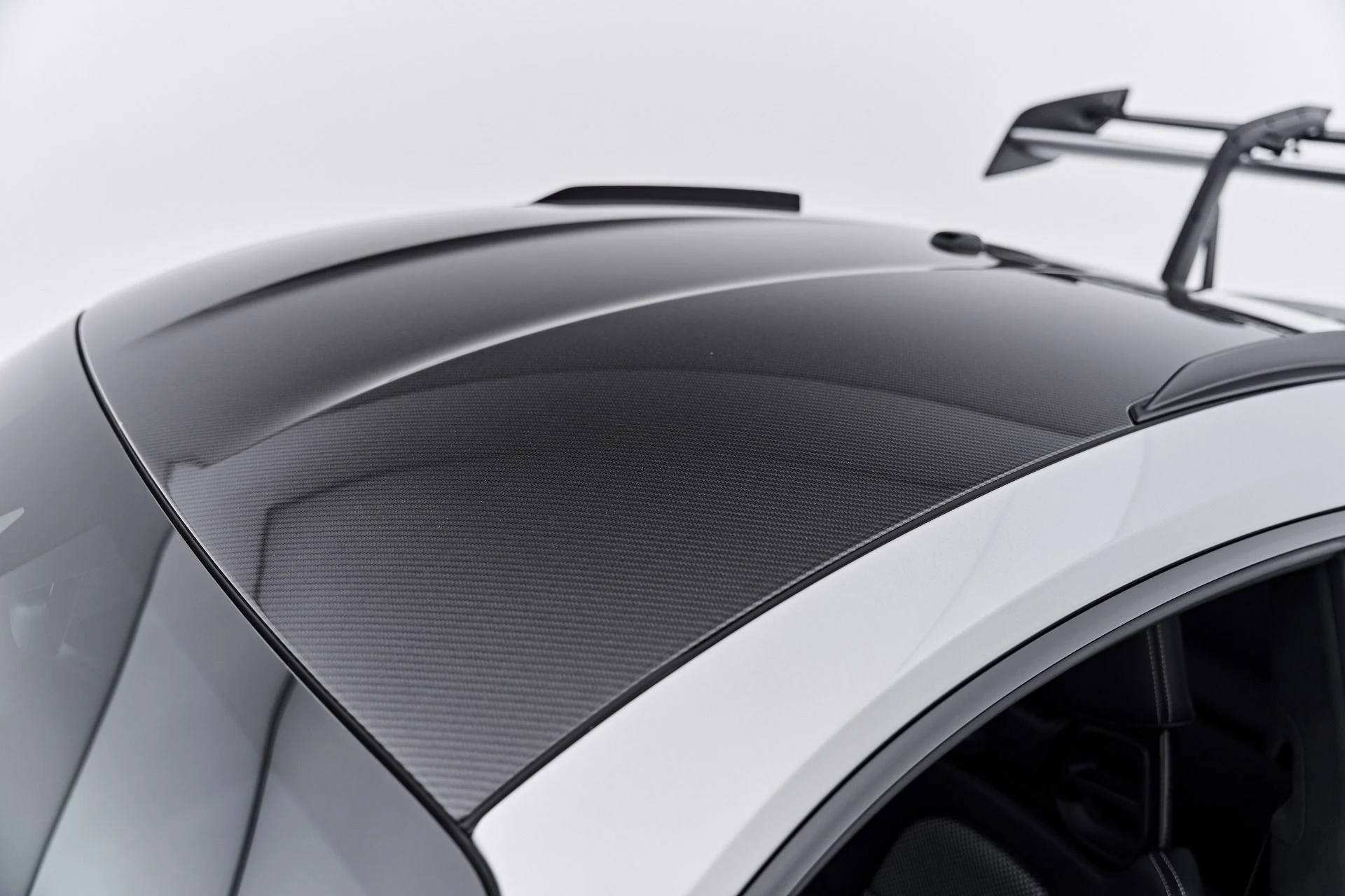 mph021_2195886229_Used_2024_Porsche_911_GT_3_RS_1789624408_3cdaa640e5