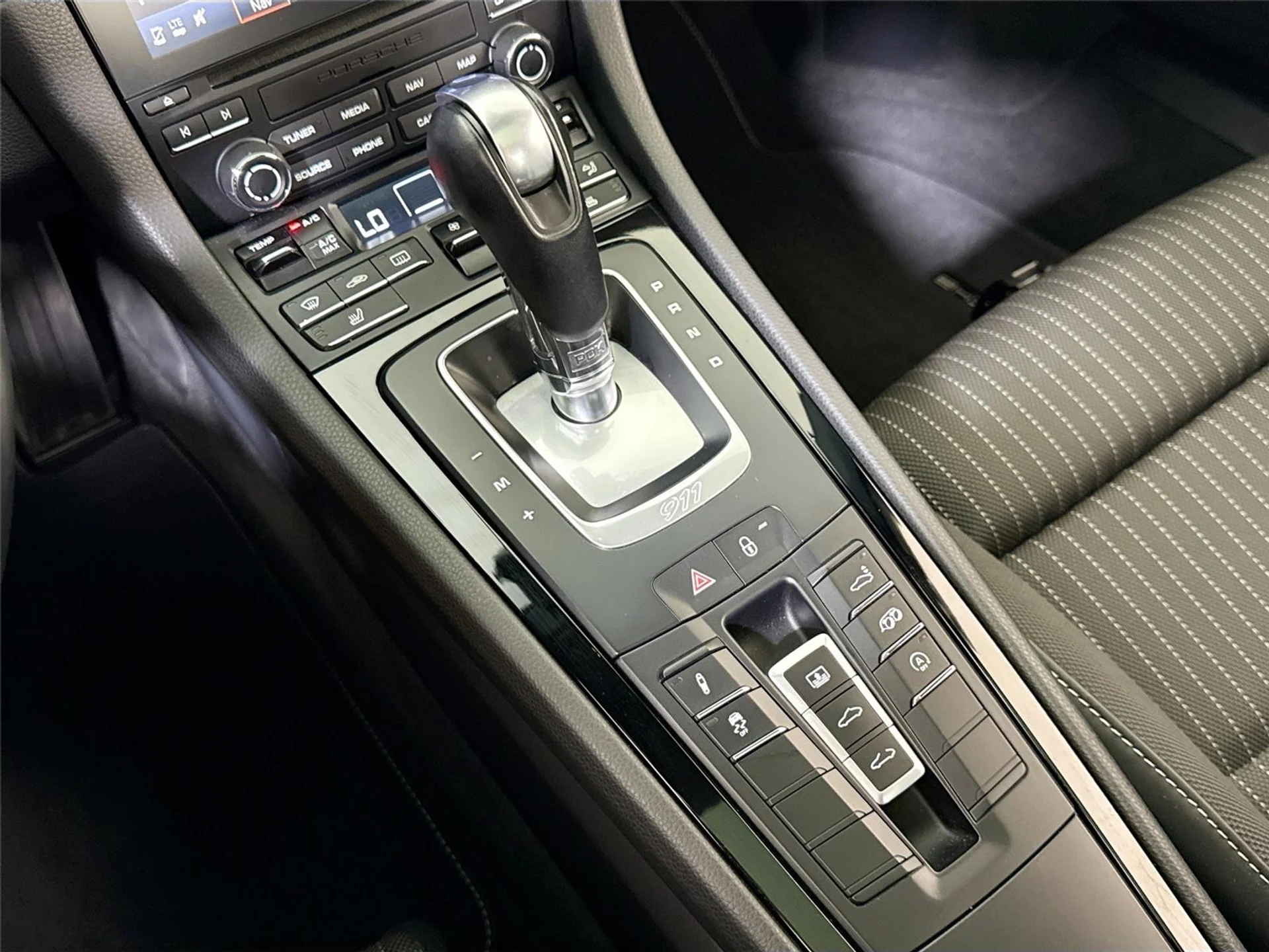 mph021_2200397297_e1c0f186ab66a78084fb99c88926916c_e10693cd8f