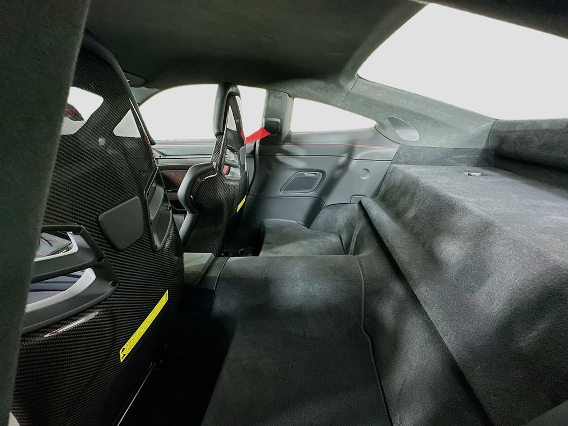 mph021_2201401330_e0f4a9c6d7debf925f54f97b3b42b4a3x_47bef5e08e