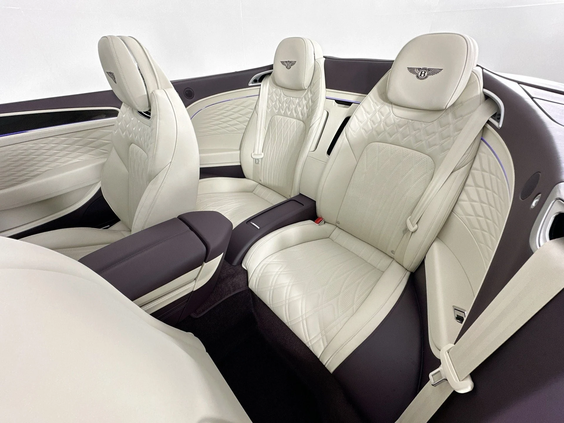 mph021_2201661925_22_c548546654